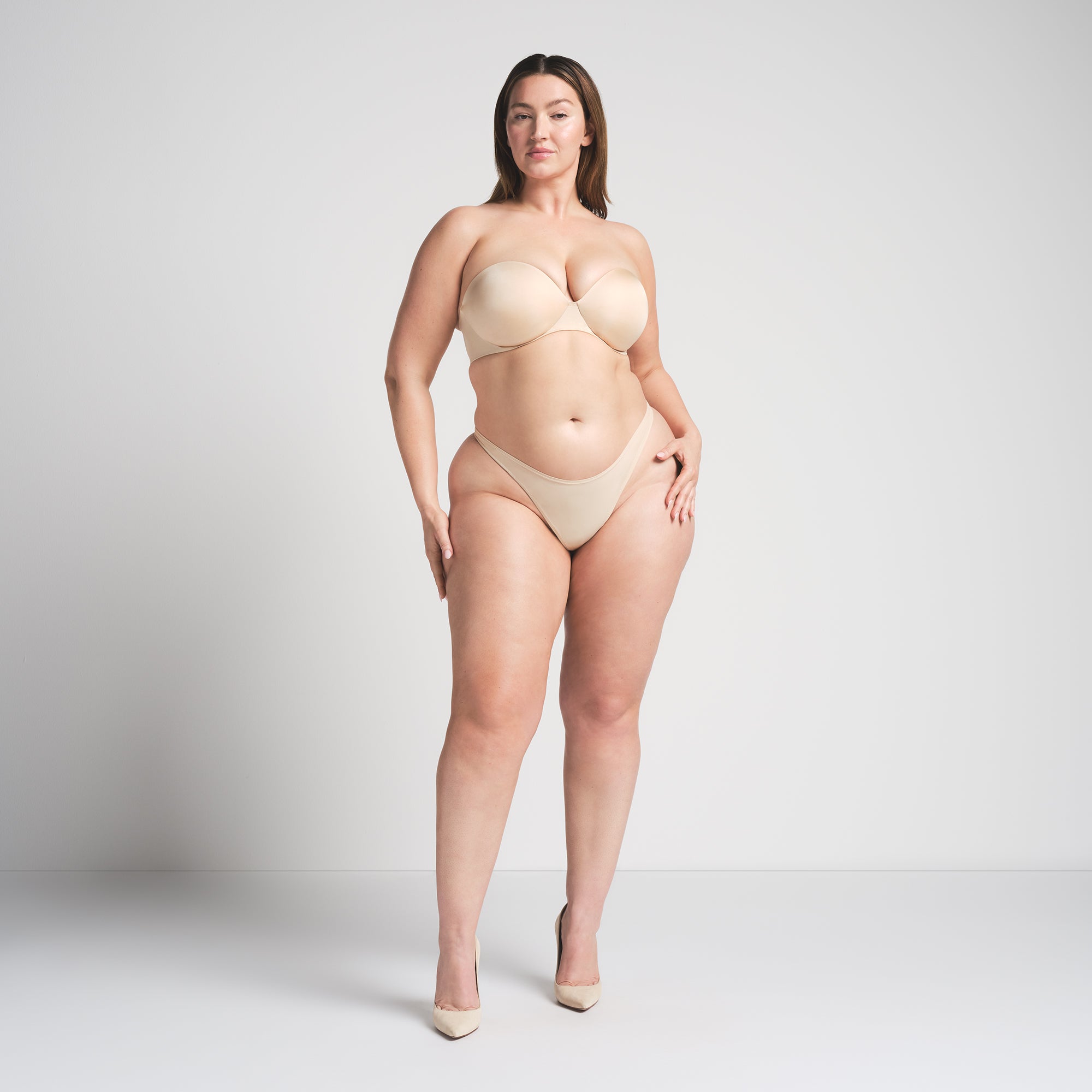 SKIMS ULTIMATE STRAPLESS PUSH-UP BRA | SAND - Sneaker Türkiye