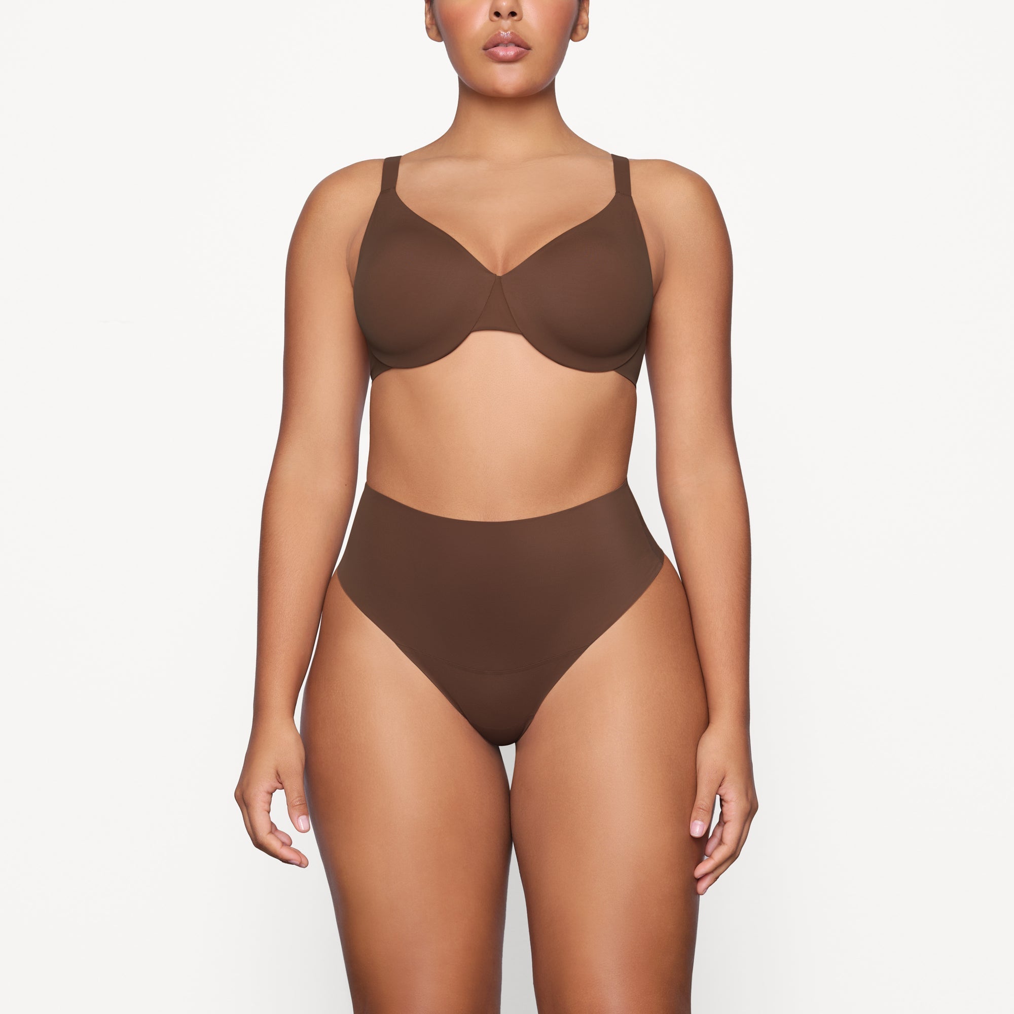 SKIMS SMOOTHING INTIMATES UNLINED FULL COVERAGE BRA | JASPER - Sneaker Türkiye