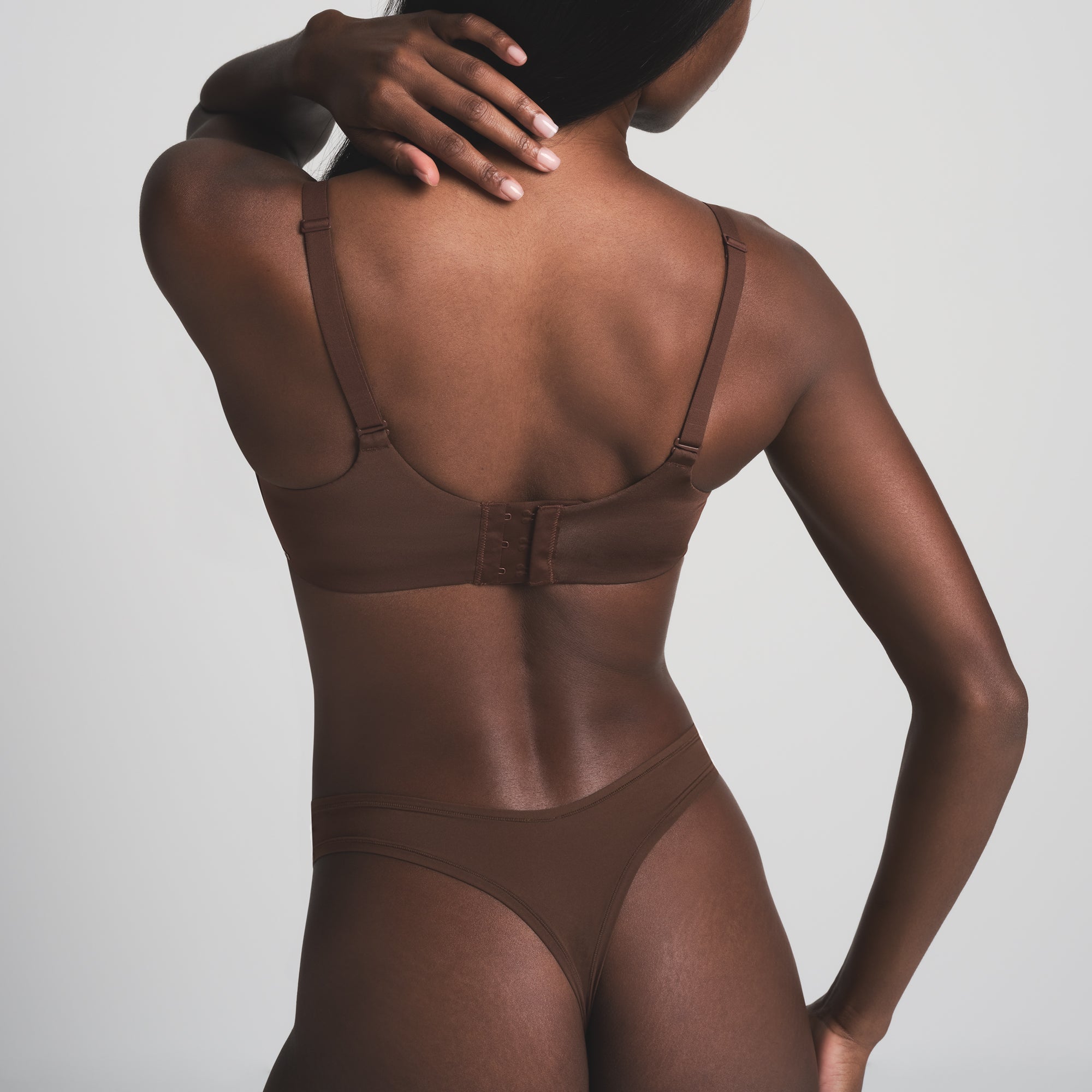 SKIMS WIRELESS FORM SUPER PUSH-UP BRA | COCOA - Sneaker Türkiye