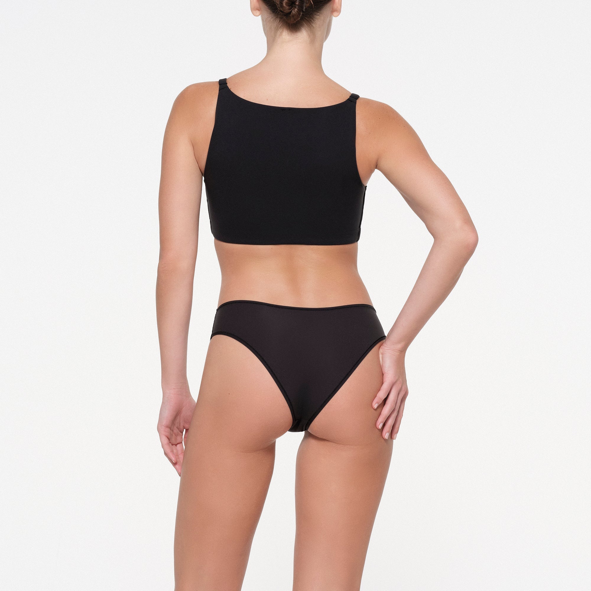 SKIMS FITS EVERYBODY BACK SMOOTHING FULL COVERAGE BRA | ONYX - Sneaker Türkiye