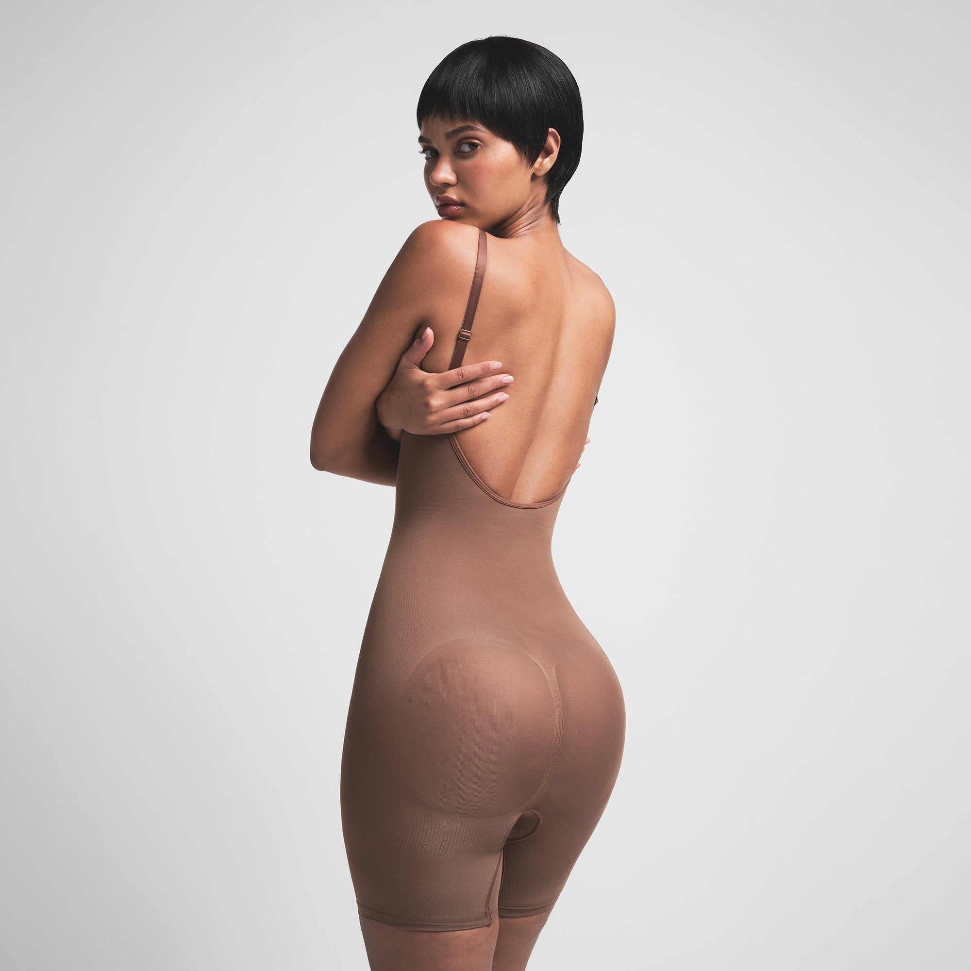 SKIMS SEAMLESS SCULPT LOW BACK MID THIGH BODYSUIT | JASPER - Sneaker Türkiye