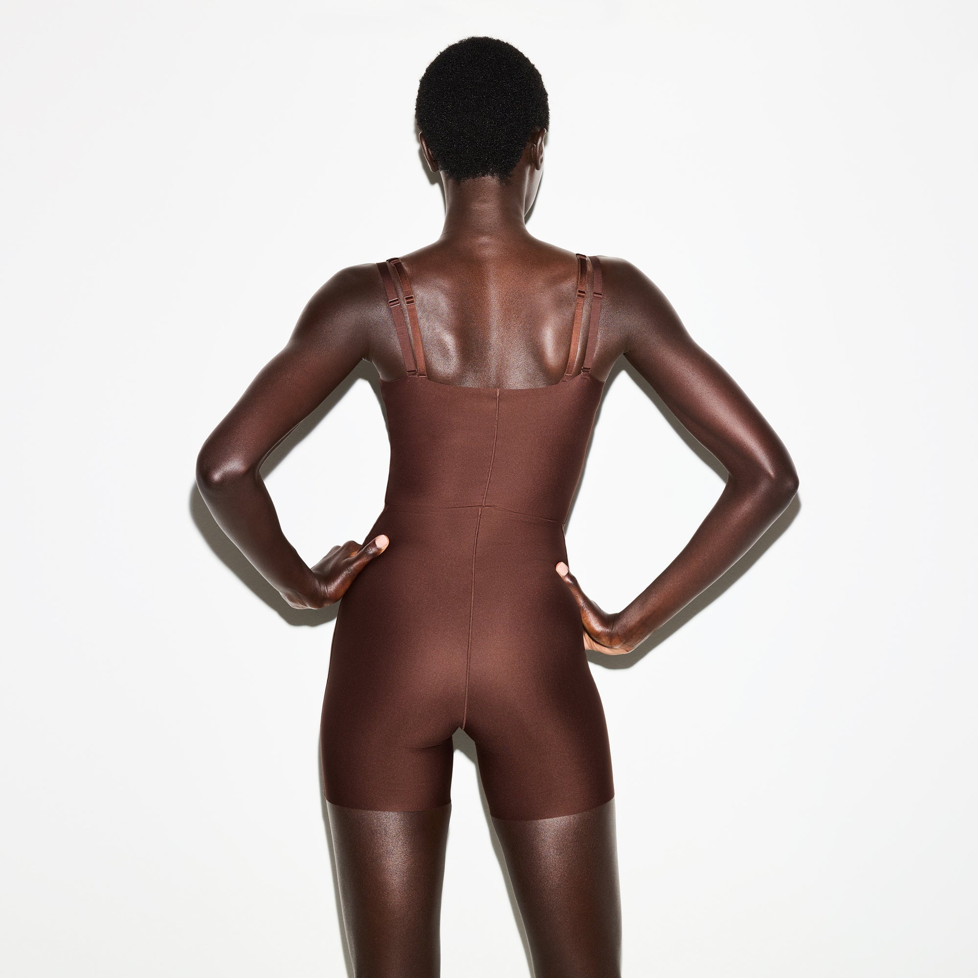 SKIMS BODY CORE SCULPT FUNCTIONAL MID THIGH BODYSUIT | COCOA - Sneaker Türkiye
