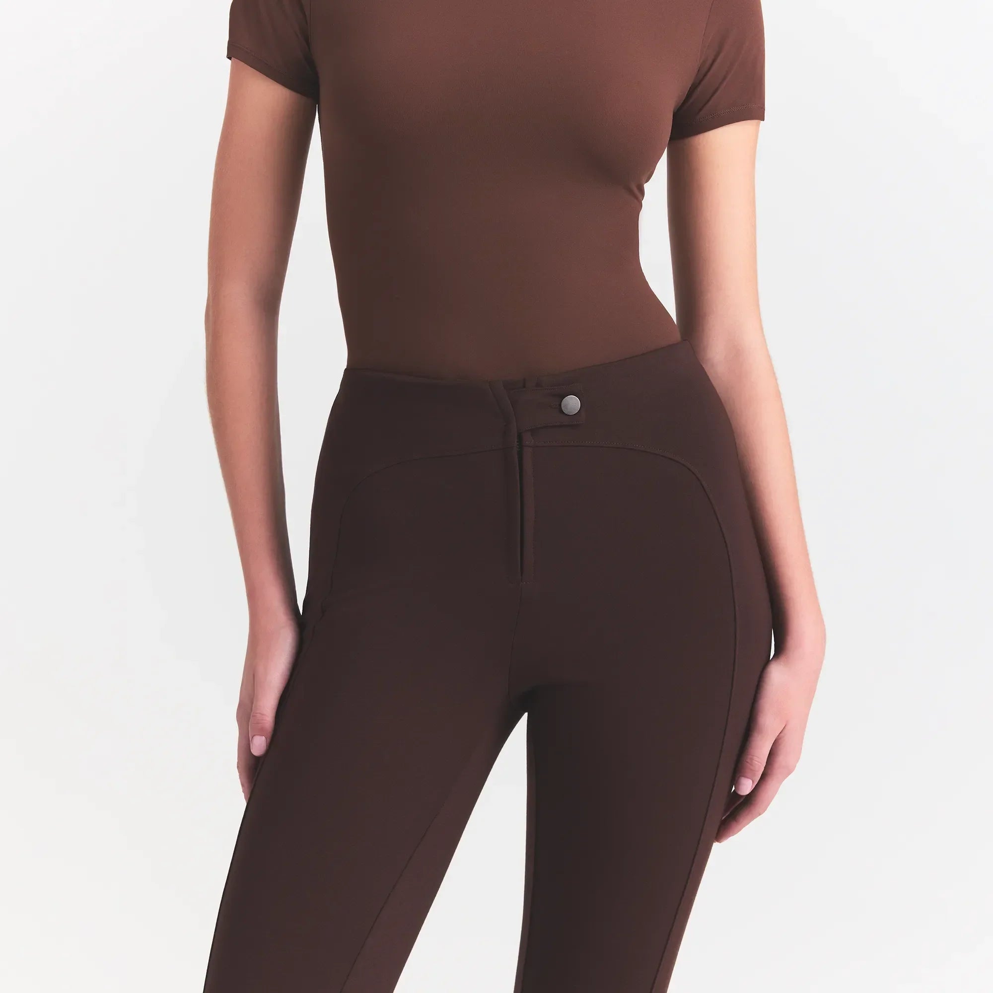SKIMS THE ESSENTIAL COLLECTION ZIP FRONT LEGGING | ESPRESSO - Sneaker Türkiye