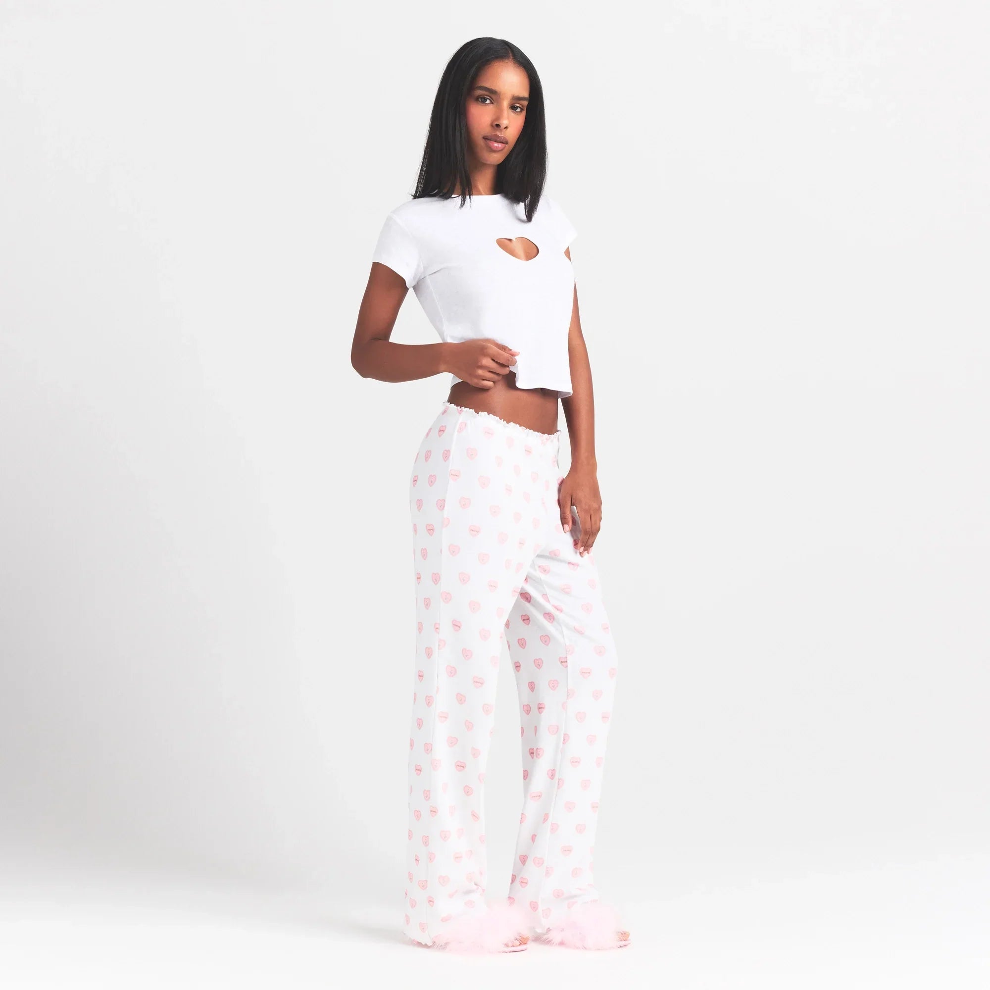 SKIMS LOGO POINTELLE STRAIGHT LEG PANT | SNOW LACE HEARTS - Sneaker Türkiye