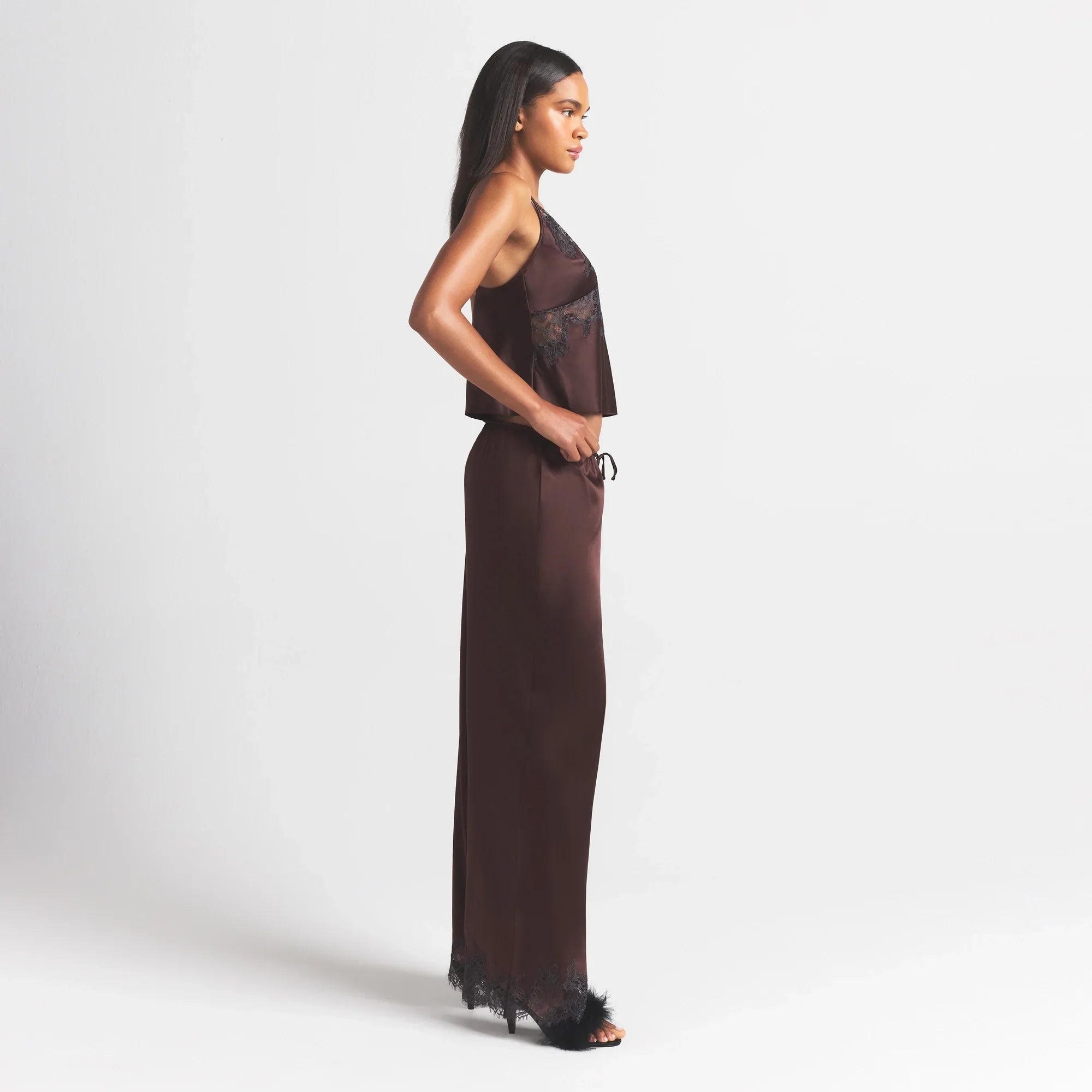 SKIMS SILK LACE STRAIGHT LEG PANT | ESPRESSO CONTRAST - Sneaker Türkiye