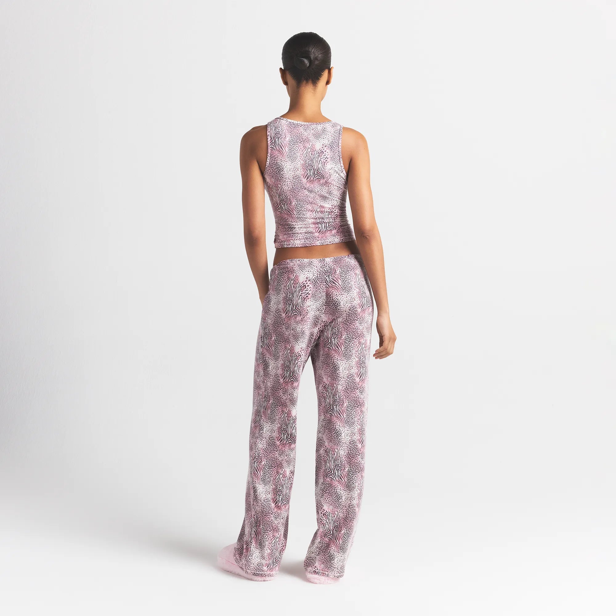 SKIMS SLEEP STRAIGHT LEG PANT | BLOOM MINI MULTI ANIMAL - Sneaker Türkiye