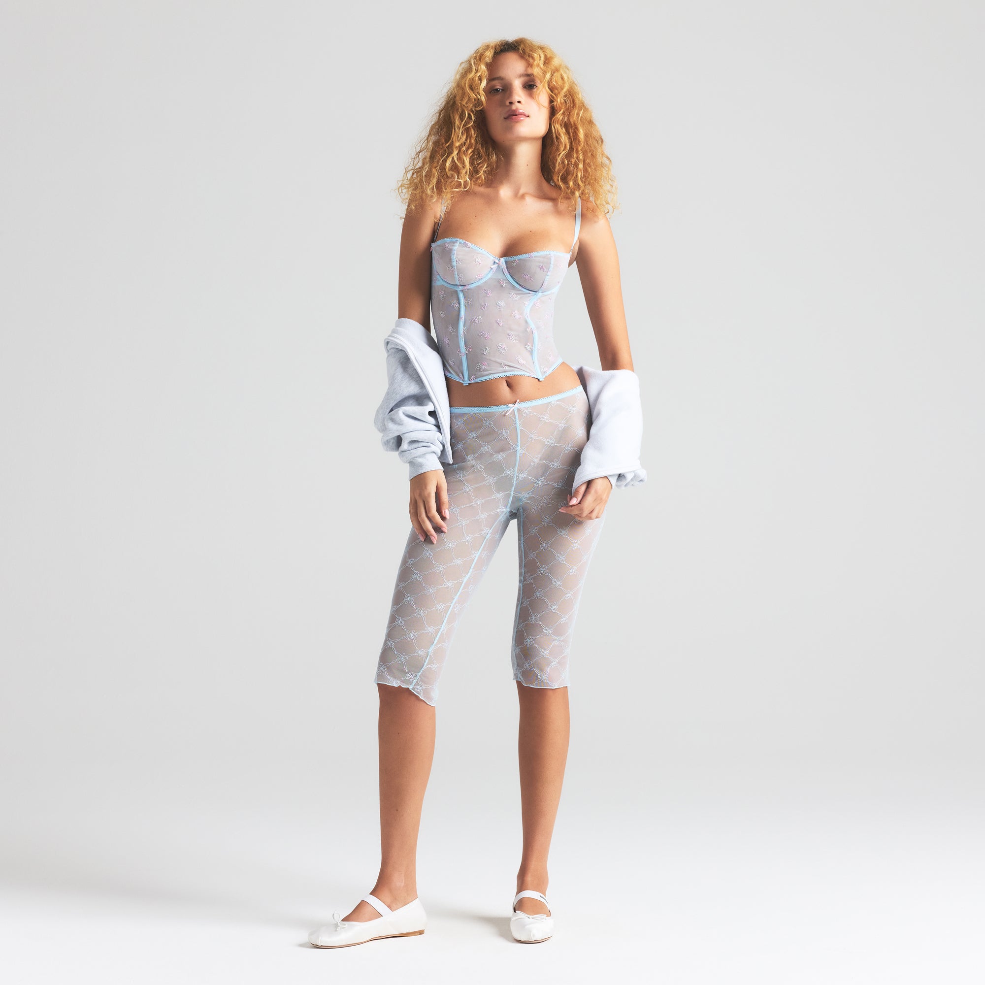 SKIMS SPRING INTIMATES CAPRI | POWDER BLUE BOW TULLE - Sneaker Türkiye