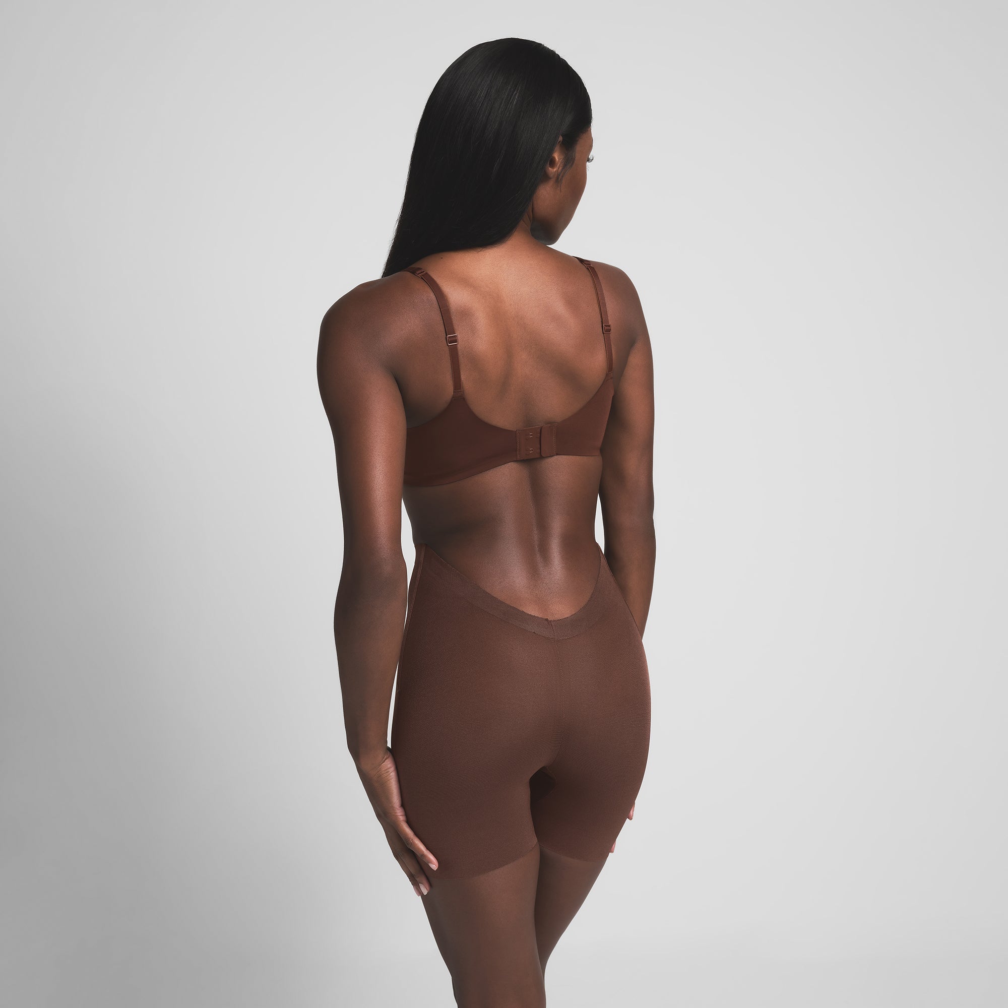 SKIMS SHEER SCULPT LOW BACK SHORT | COCOA - Sneaker Türkiye