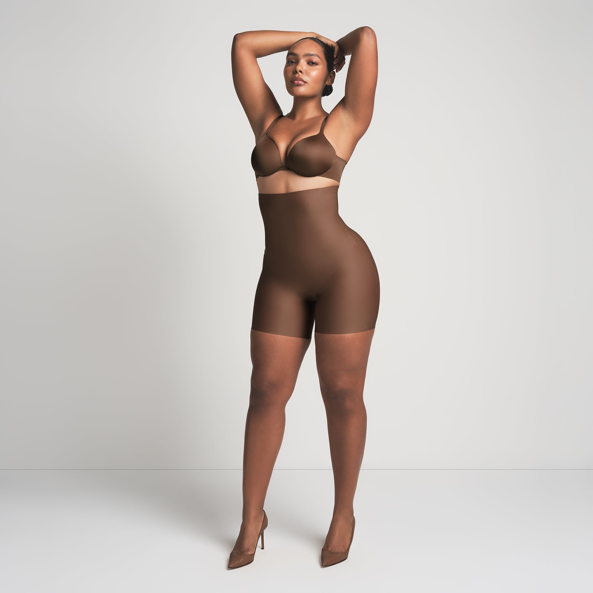 SKIMS BODY CORE SCULPT HIGH-WAISTED SHORT | JASPER - Sneaker Türkiye