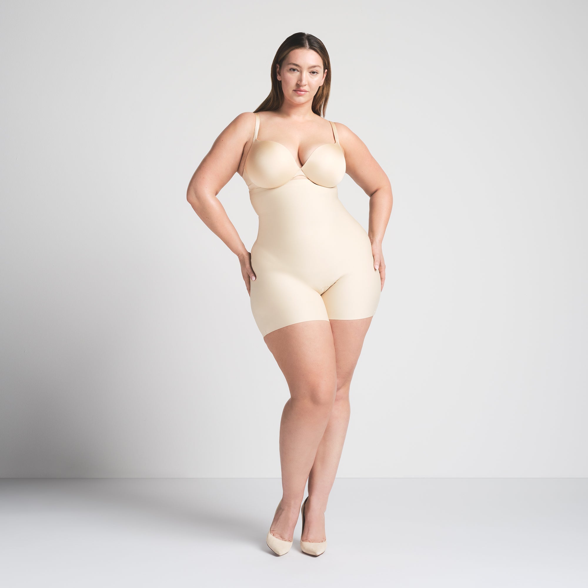 SKIMS BODY CORE SCULPT HIGH-WAISTED SHORT | SAND - Sneaker Türkiye