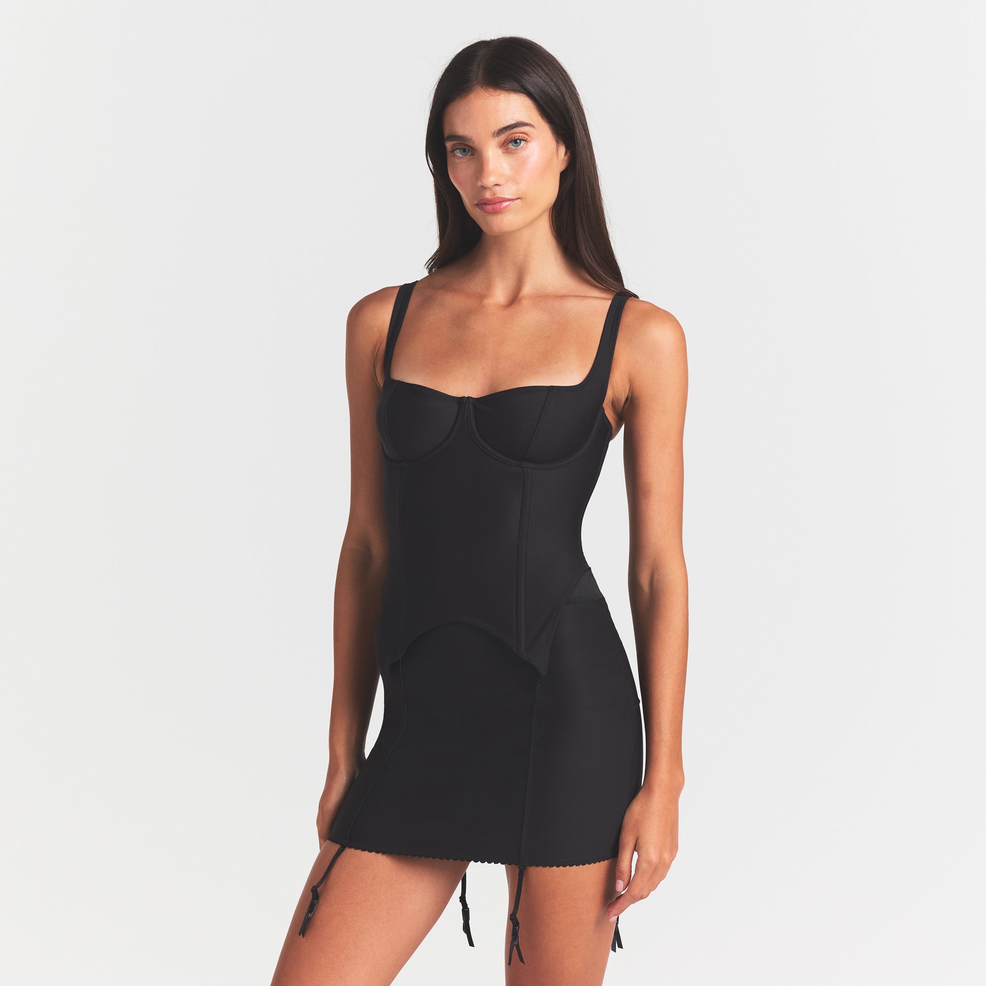 SKIMS BODY MINI GARTER SKIRT | ONYX - Sneaker Türkiye