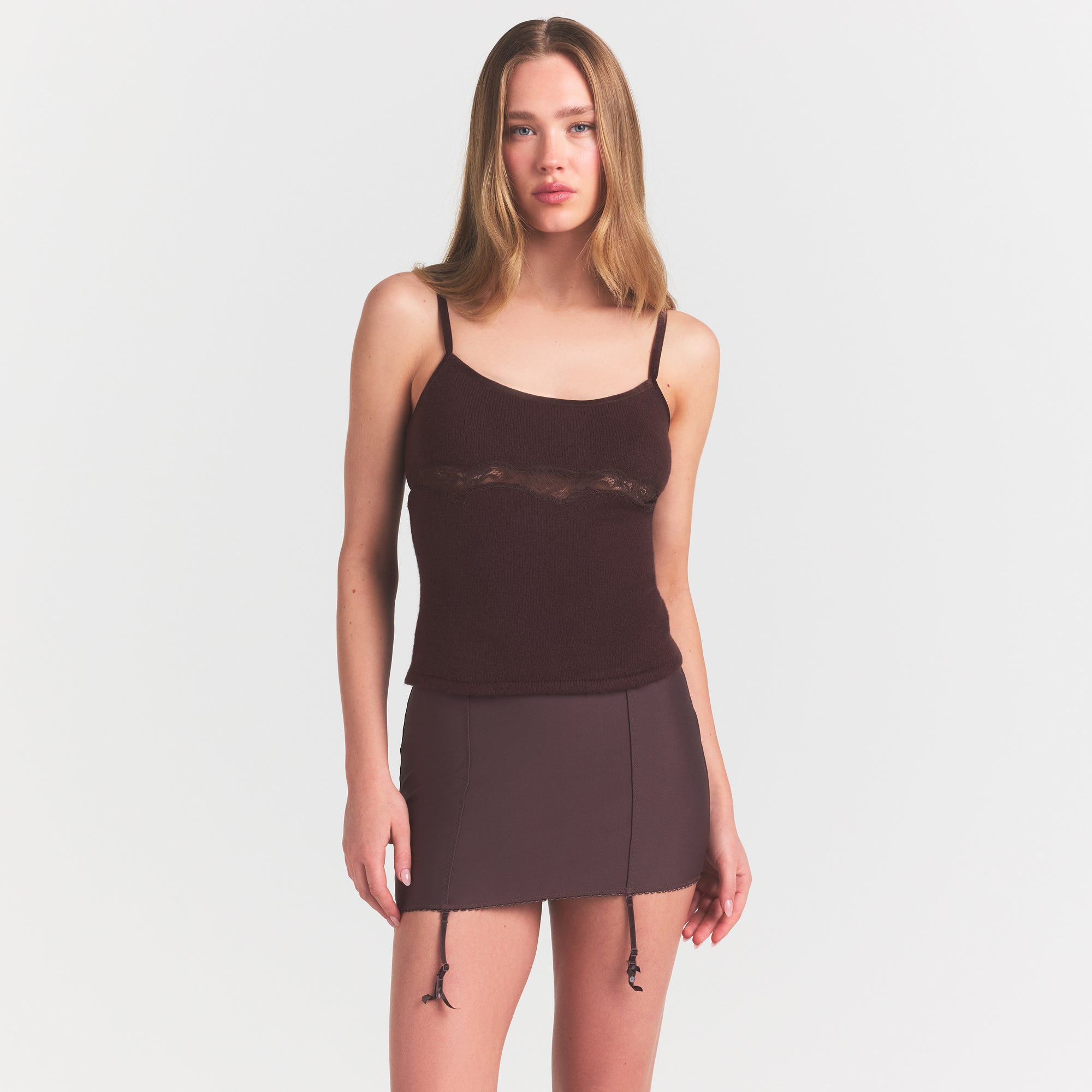 SKIMS BODY MINI GARTER SKIRT | RAISIN - Sneaker Türkiye