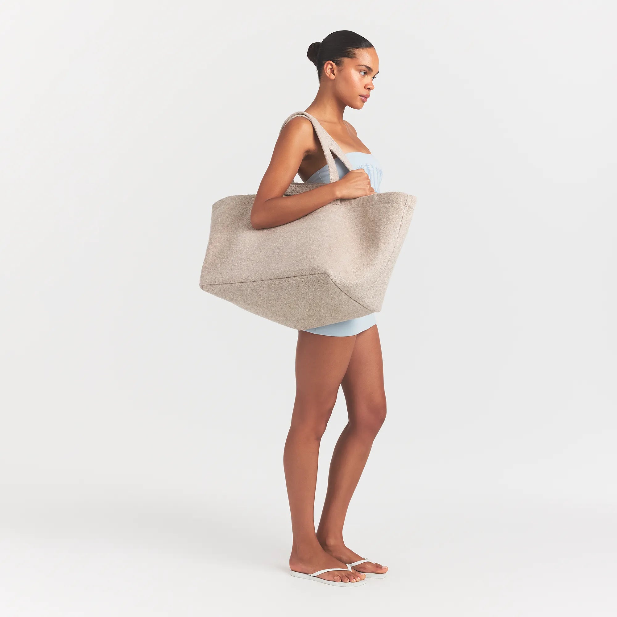 SKIMS TERRY JUMBO TOTE | STONE - Sneaker Türkiye