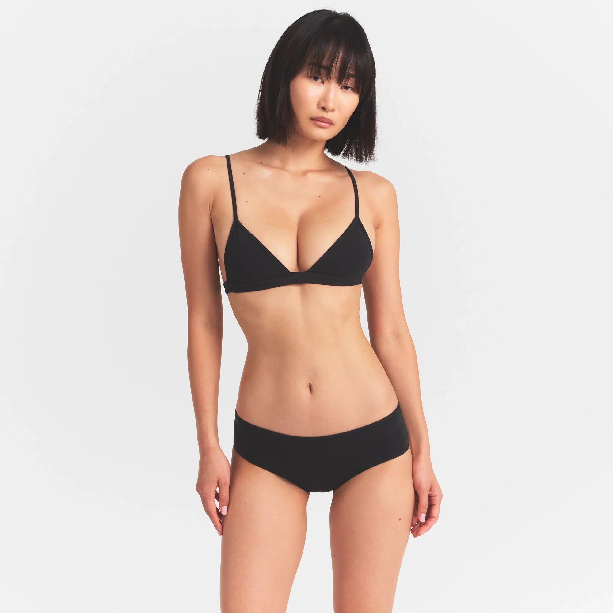 SKIMS EVERYDAY COTTON TRIANGLE BRALETTE | ONYX - Sneaker Türkiye
