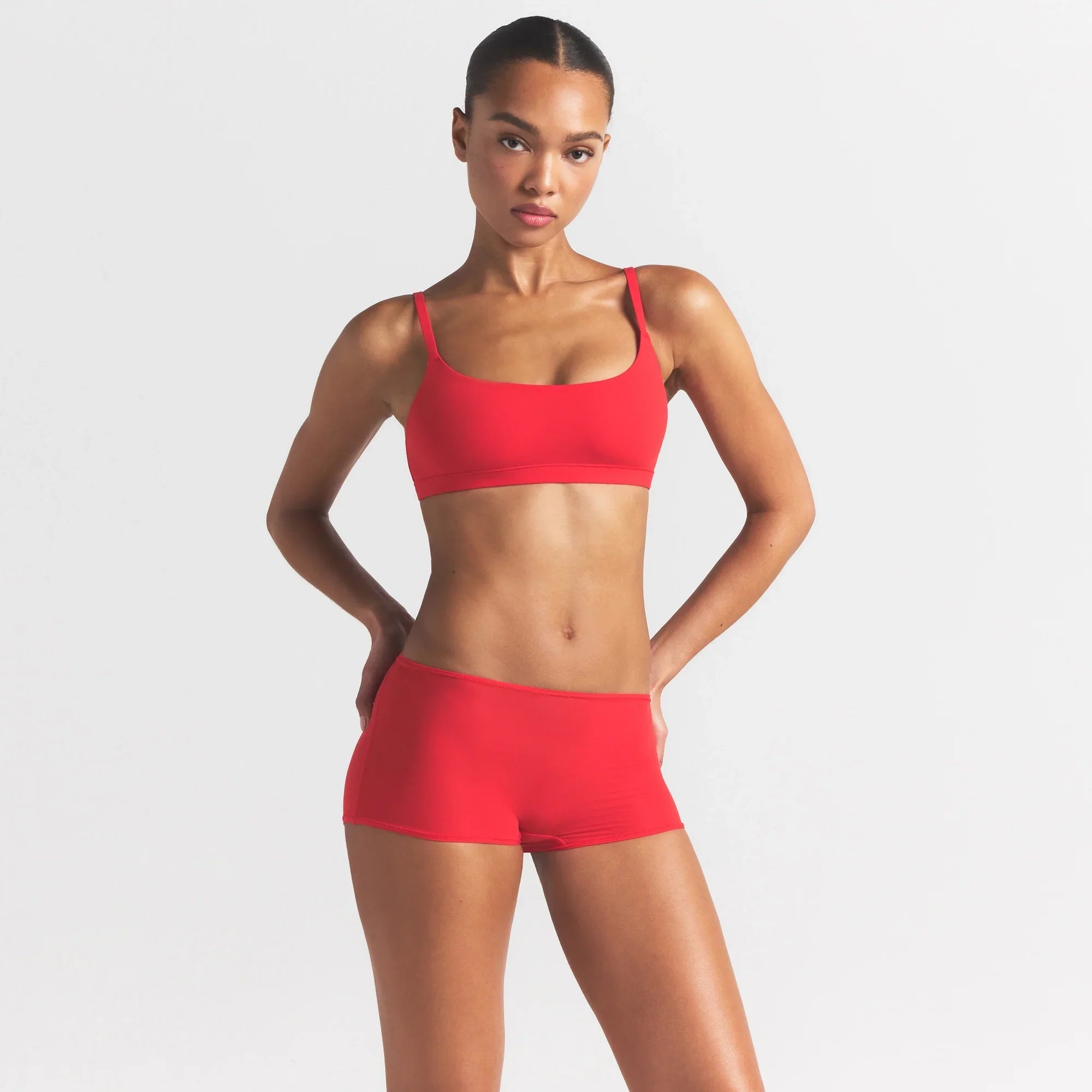 SKIMS FITS EVERYBODY SCOOP BRALETTE | CHERRY - Sneaker Türkiye
