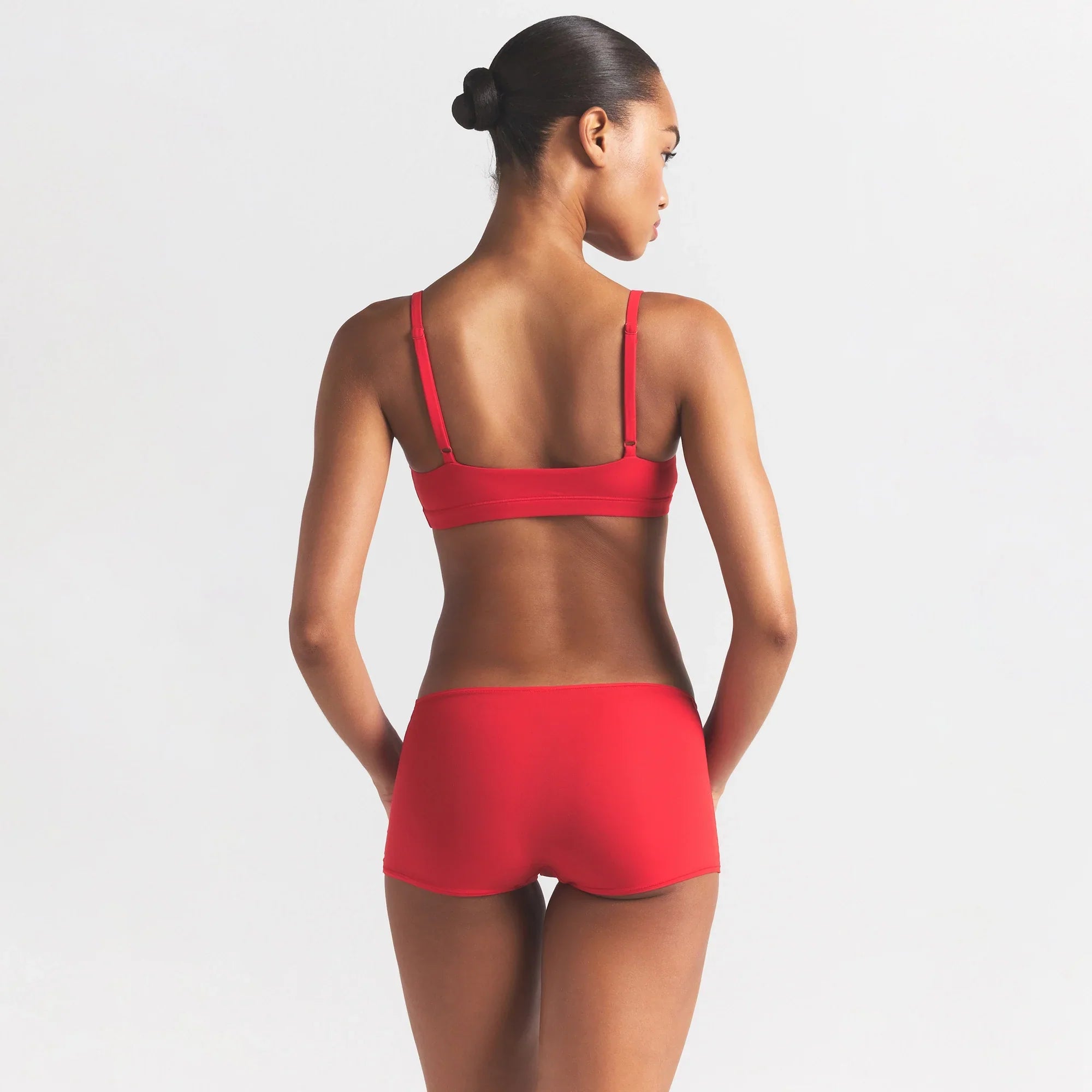 SKIMS FITS EVERYBODY SCOOP BRALETTE | CHERRY - Sneaker Türkiye