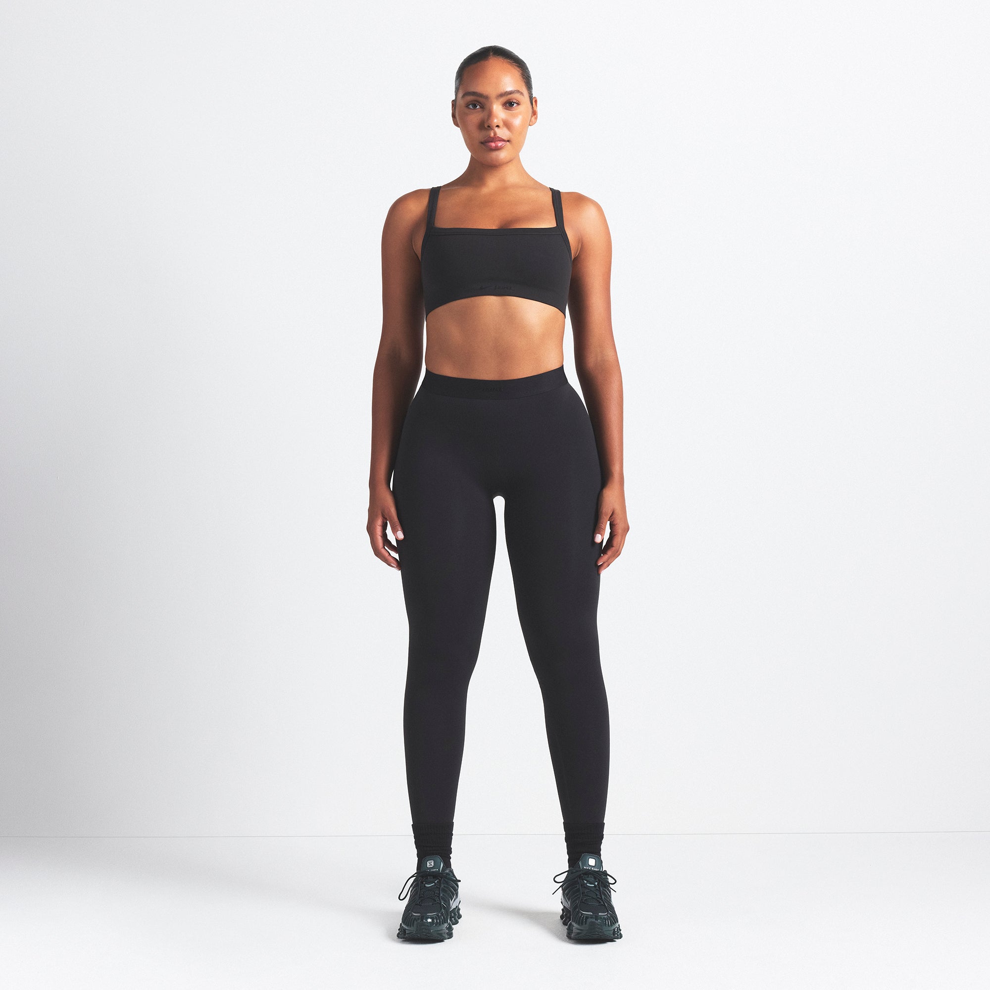 NikeSKIMS VINTAGE SEAMLESS CAMI BRA | OBSIDIAN - Sneaker Türkiye