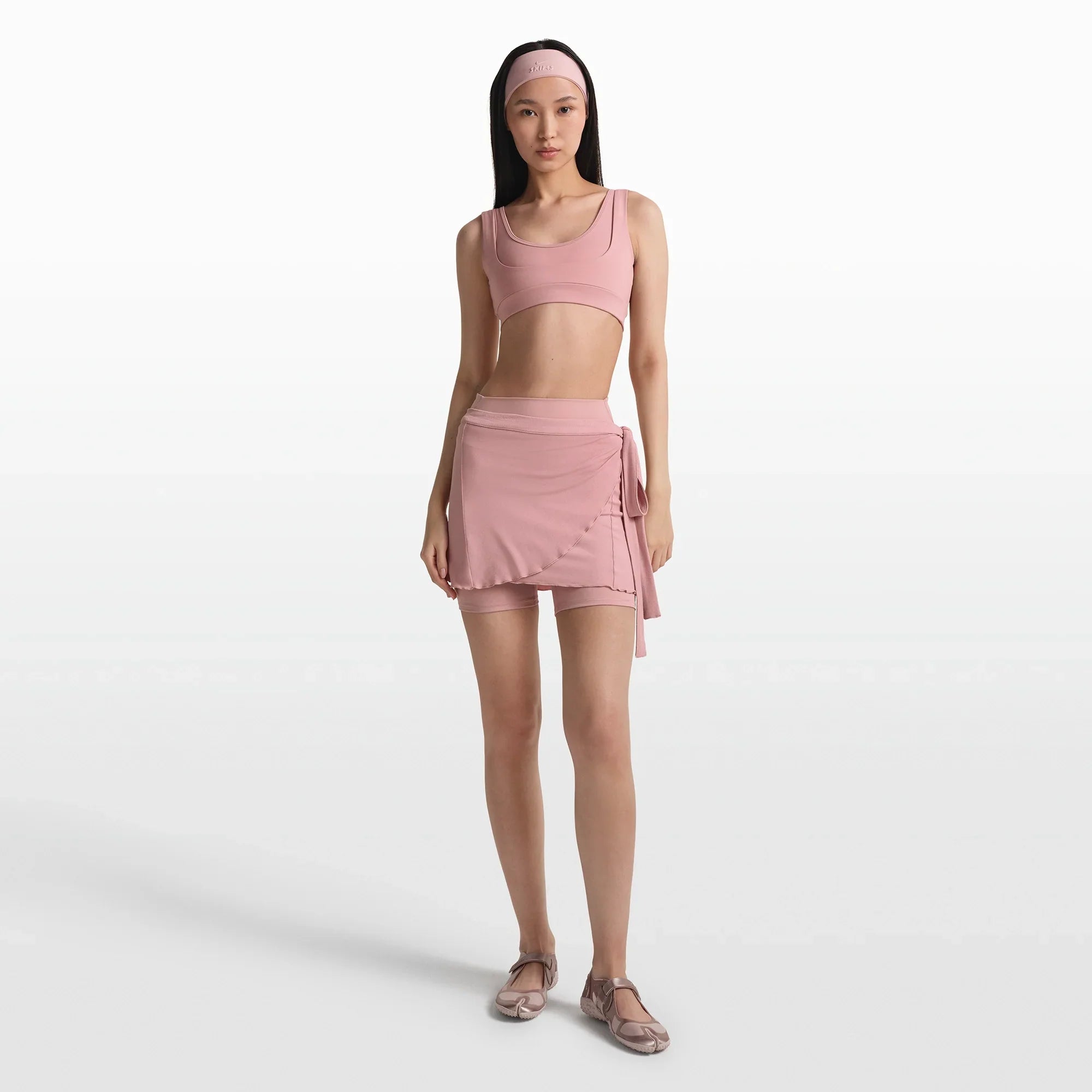 NikeSKIMS MATTE DOUBLE STRAP SCOOP BRA | HIMALAYAN - Sneaker Türkiye