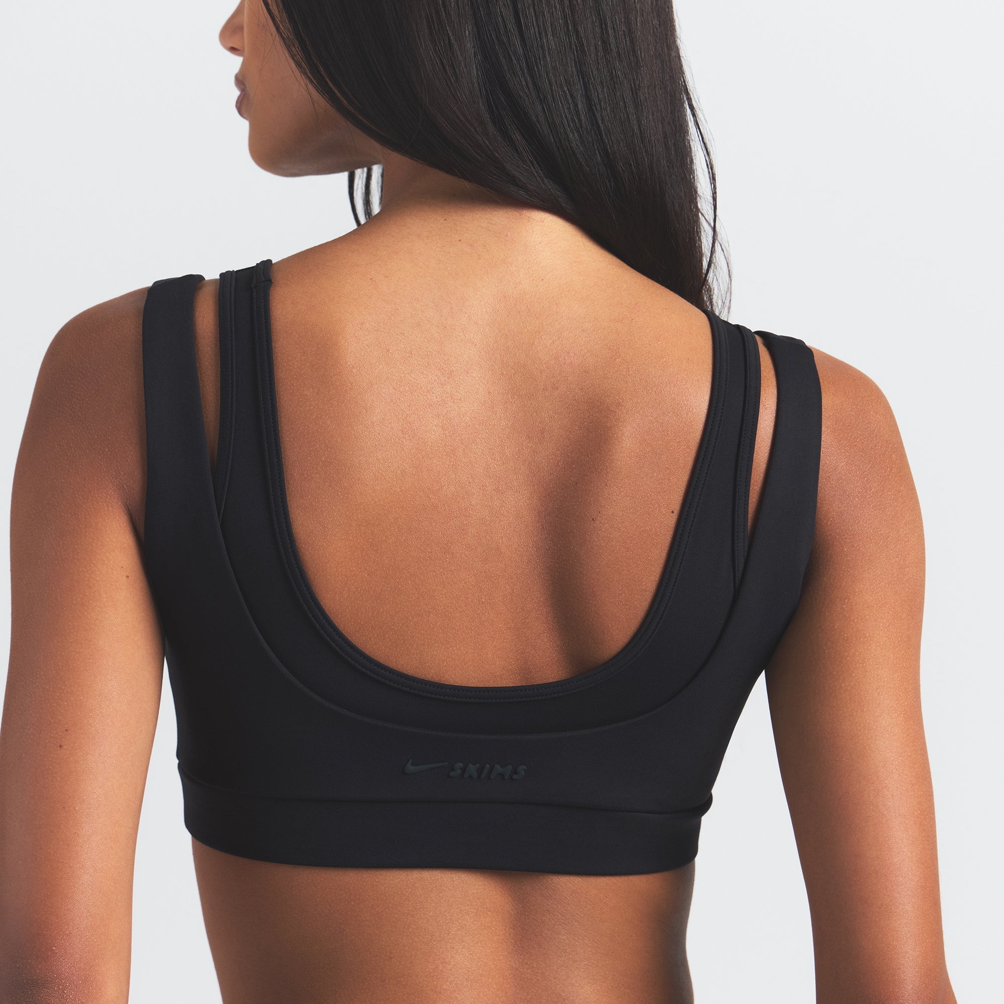 NikeSKIMS MATTE DOUBLE STRAP SCOOP BRA | OBSIDIAN - Sneaker Türkiye