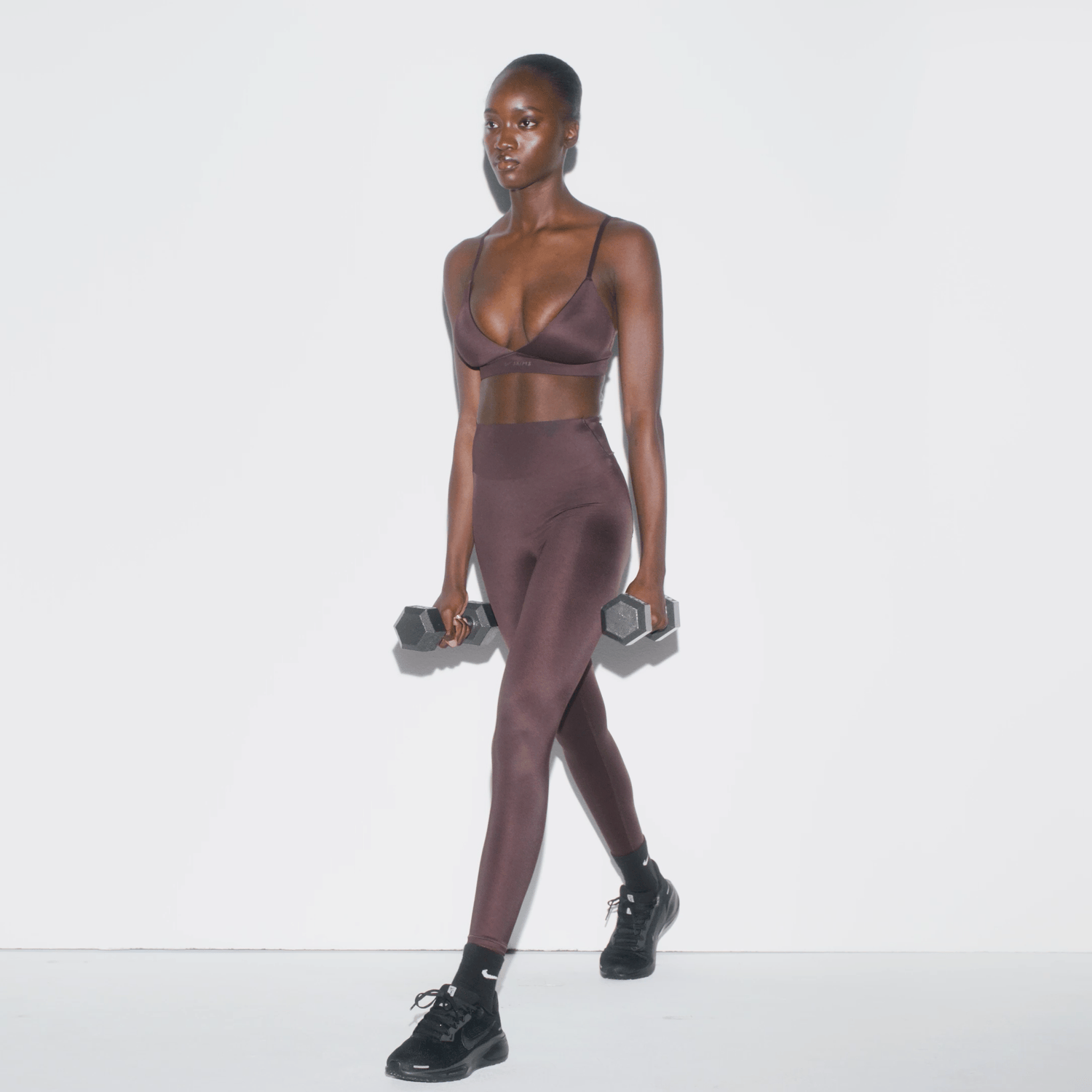 NikeSKIMS SHINE TRIANGLE BRA | PHOENIX - Sneaker Türkiye