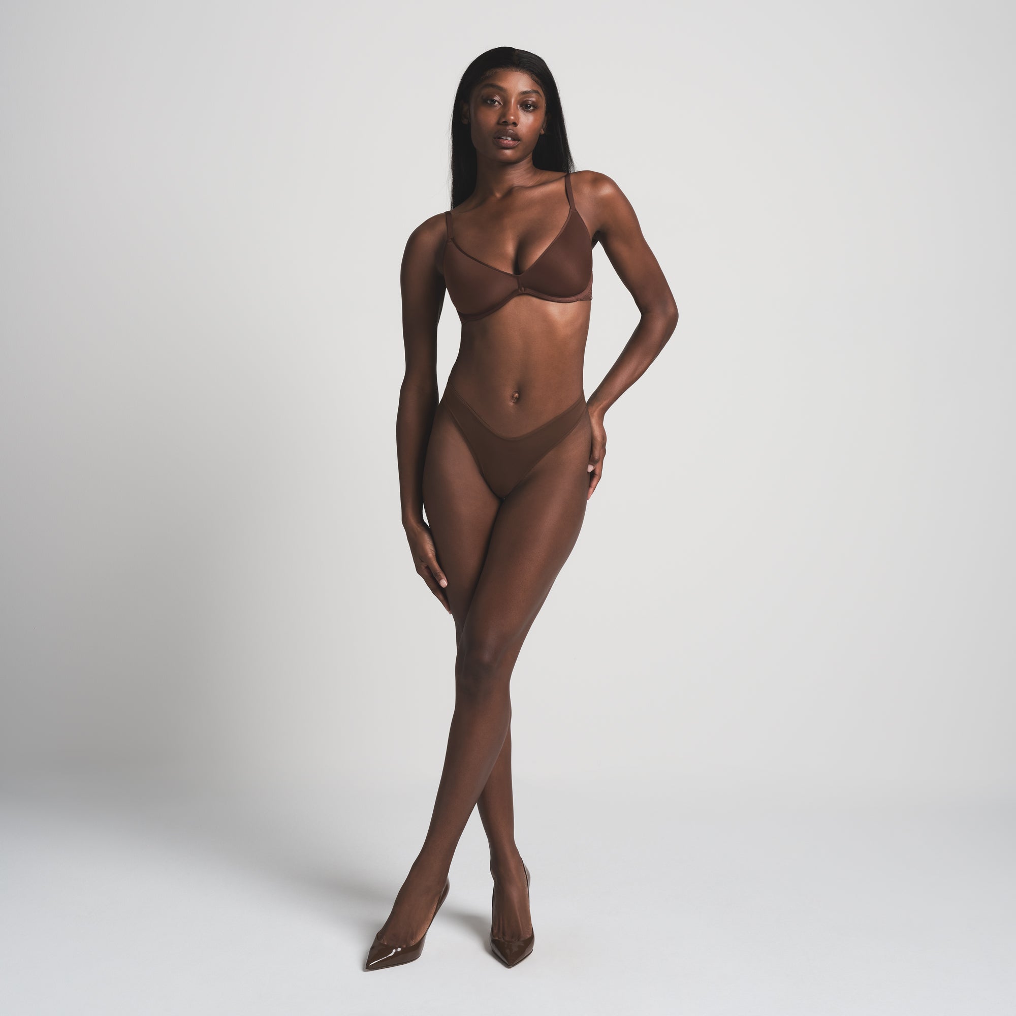 SKIMS WEIGHTLESS SCOOP BRA | COCOA - Sneaker Türkiye
