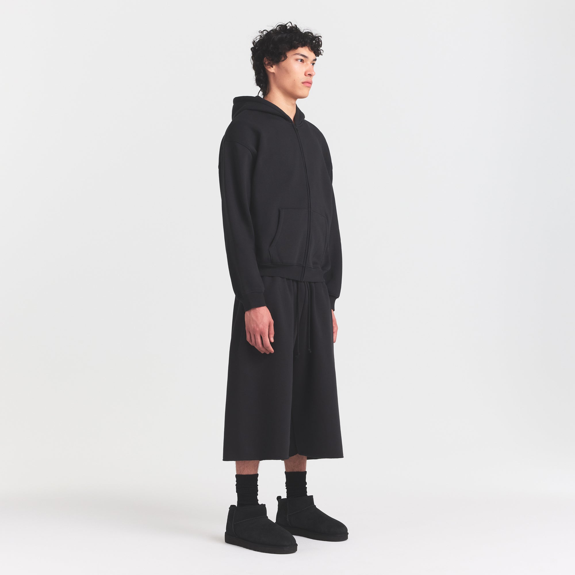 SKIMS FLEECE LOUNGE MENS RELAXED LONG SHORT | WASHED ONYX - Sneaker Türkiye