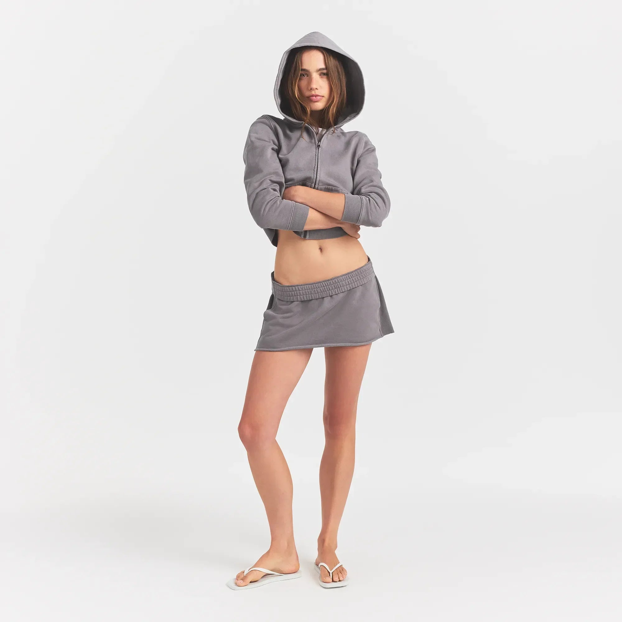 SKIMS BOYFRIEND FLEECE MINI SKIRT | SHADOW - Sneaker Türkiye