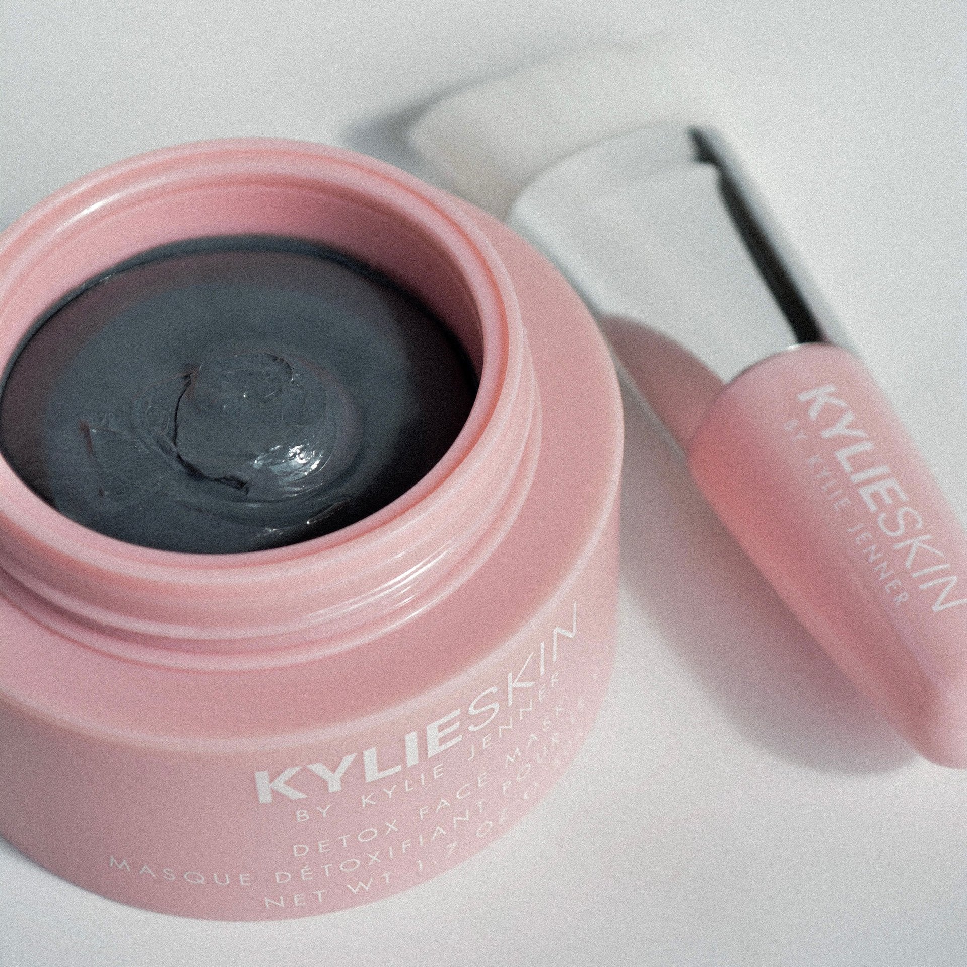 Kylie Face Mask Brush - Sneaker Türkiye