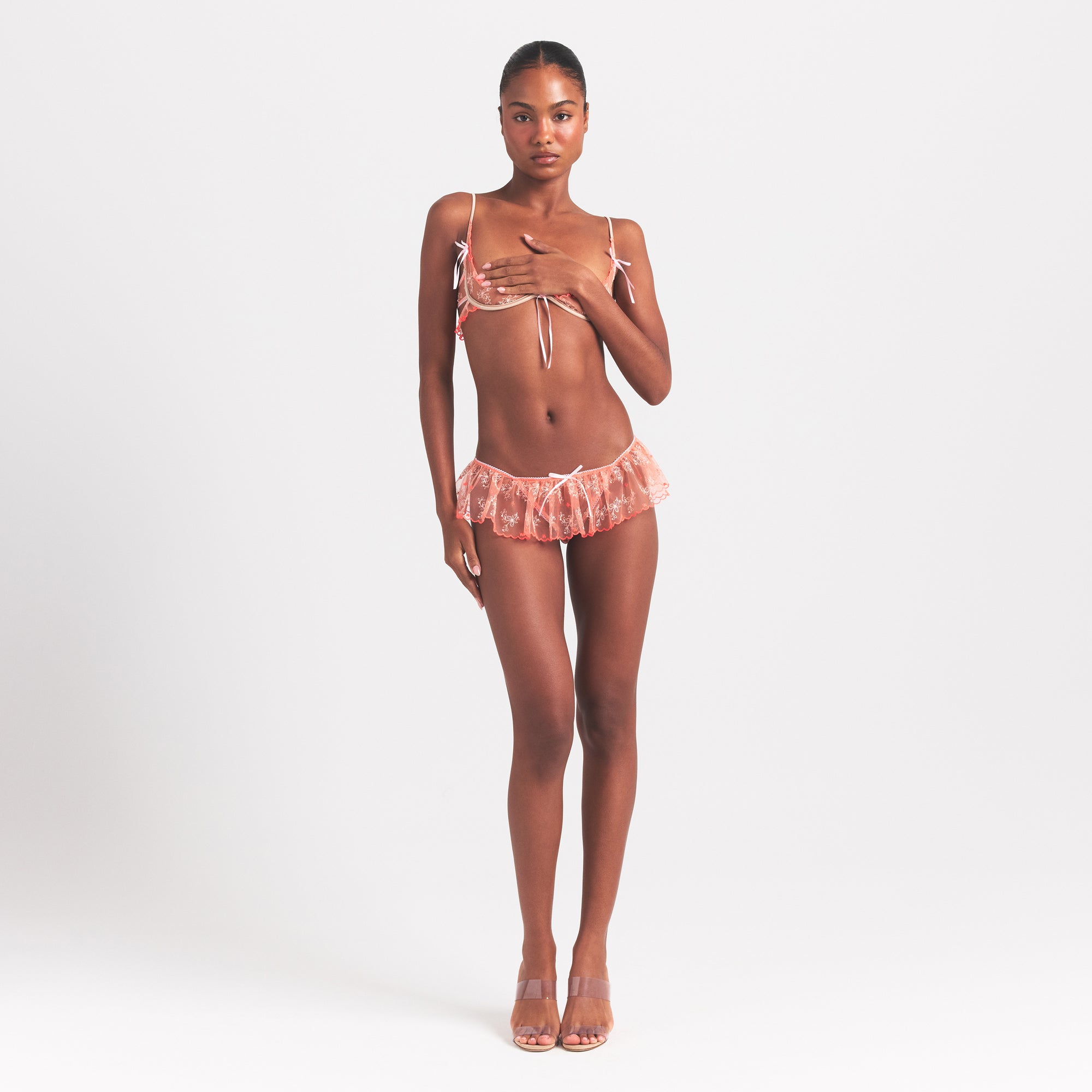 SKIMS EMBROIDERED TULLE SKIMPY BRA | GUAVA HEART TULLE - Sneaker Türkiye