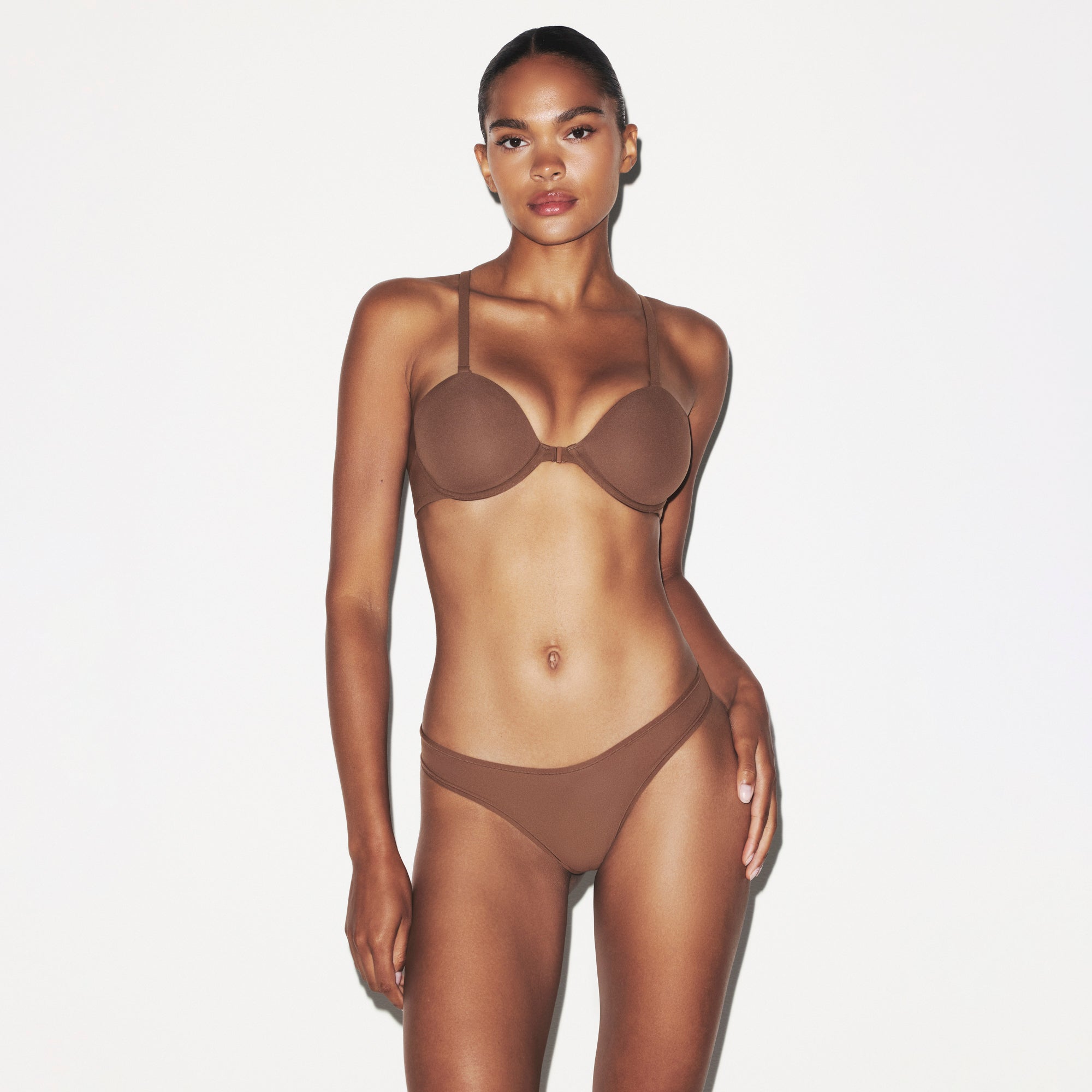 SKIMS FITS EVERYBODY RACERBACK DEMI BRA | JASPER - Sneaker Türkiye