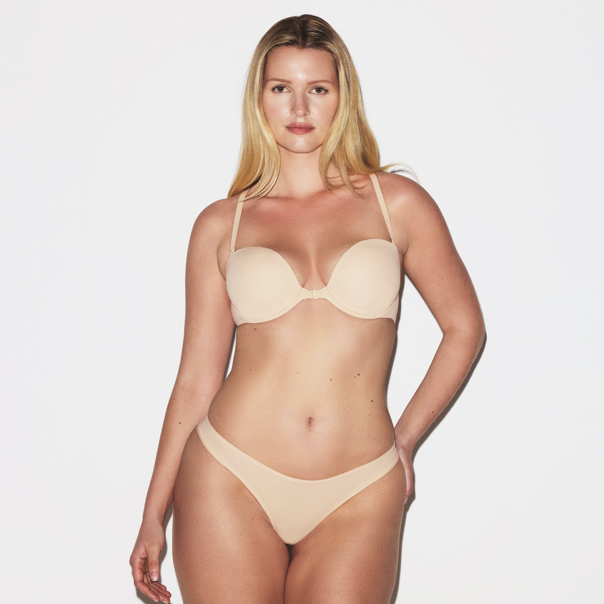 SKIMS FITS EVERYBODY RACERBACK DEMI BRA | SAND - Sneaker Türkiye