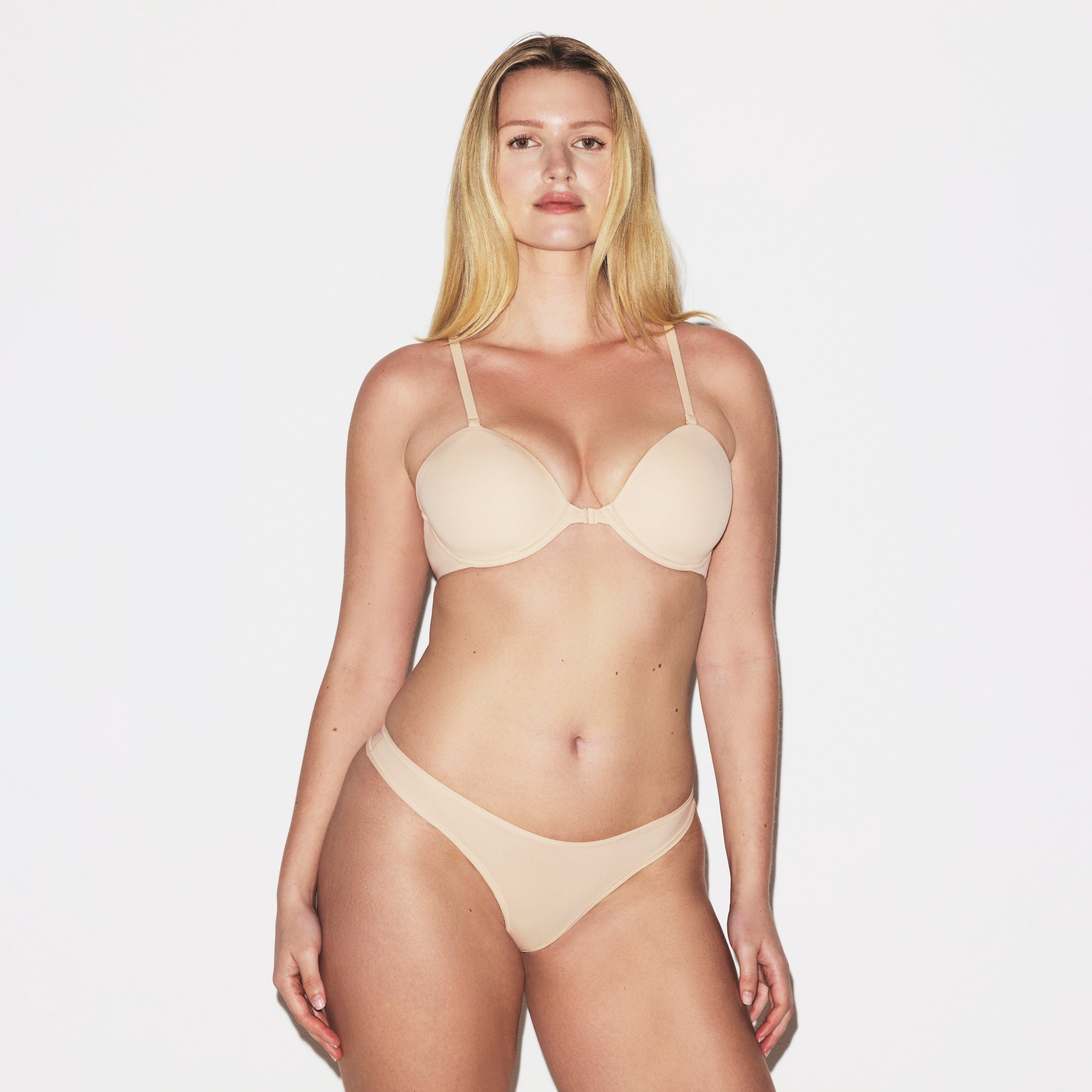 SKIMS FITS EVERYBODY RACERBACK DEMI BRA | SAND - Sneaker Türkiye