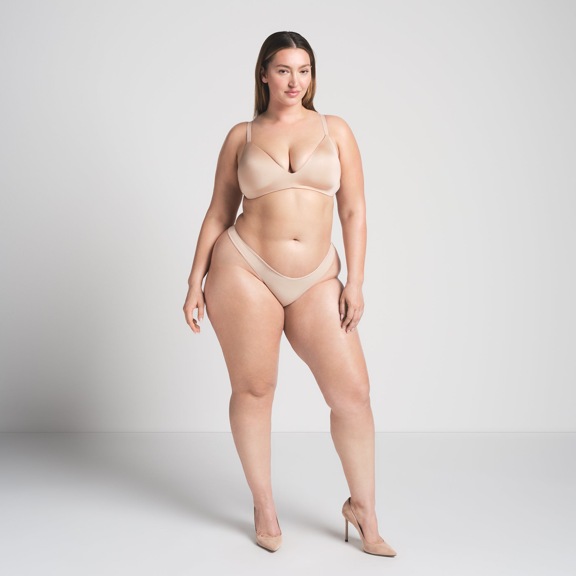 SKIMS WIRELESS FORM T-SHIRT DEMI BRA | MICA - Sneaker Türkiye