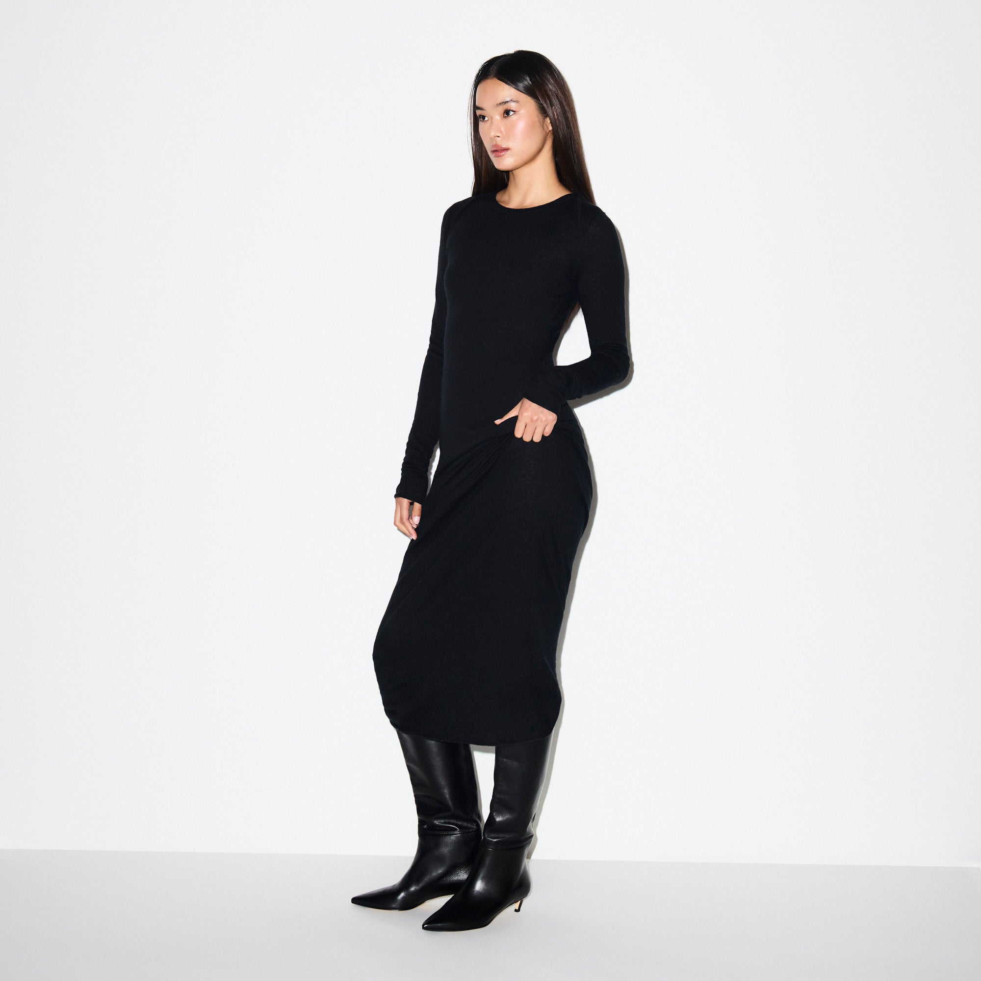 SKIMS FEATHERWEIGHT CASHMERE LONG DRESS | ONYX - Sneaker Türkiye