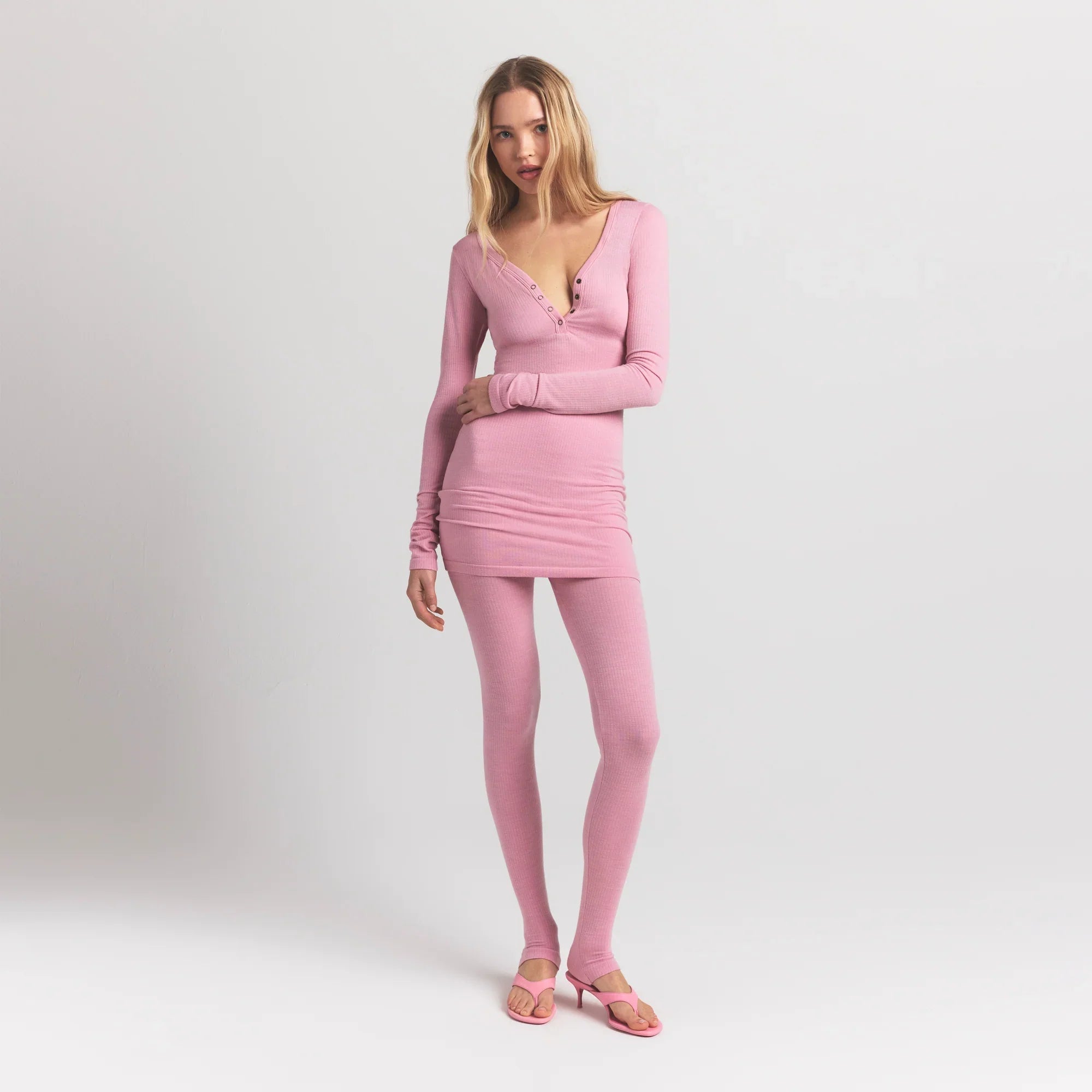 SKIMS WOOL RIB HENLEY DRESS | HALITE - Sneaker Türkiye