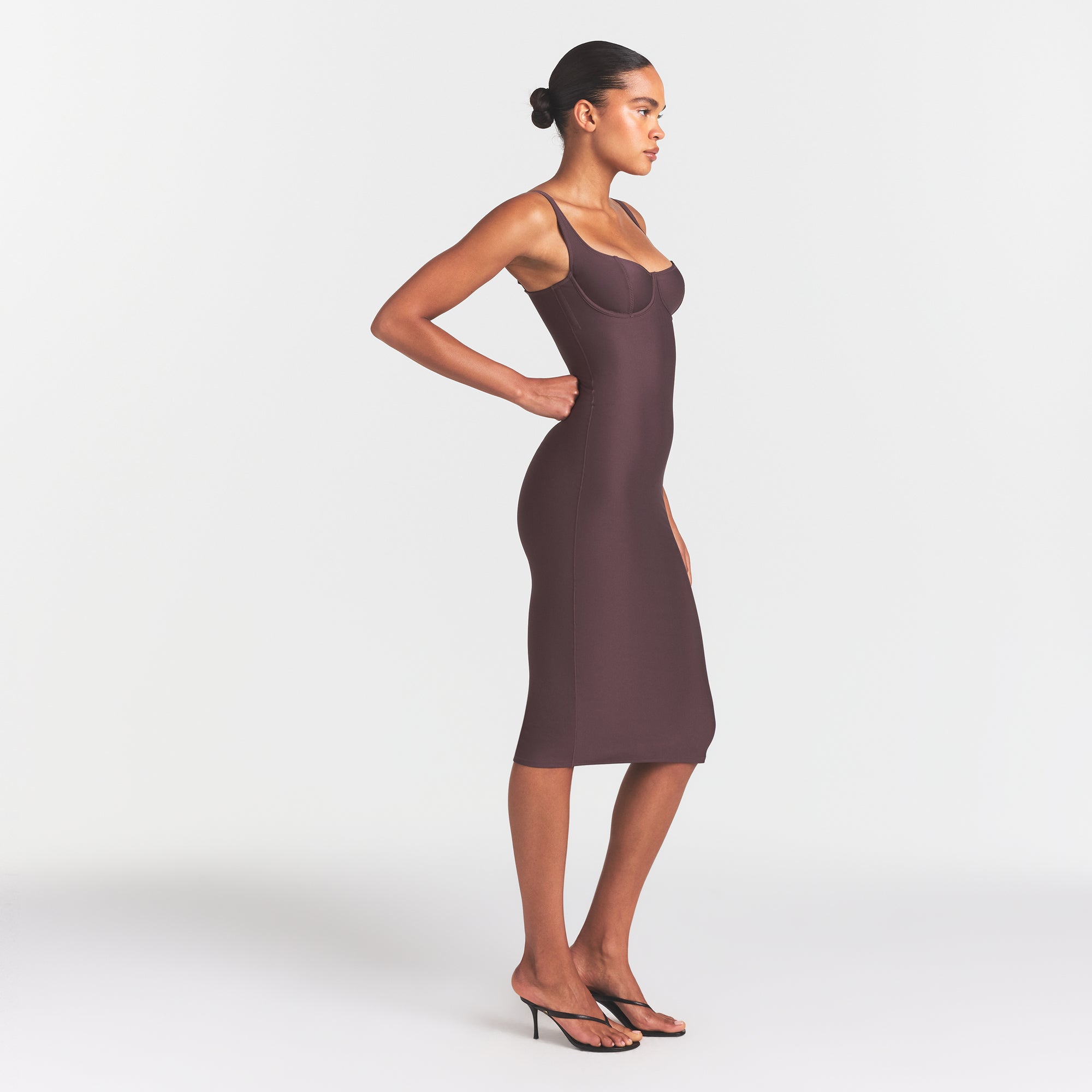 SKIMS BODY MIDI DRESS | RAISIN - Sneaker Türkiye