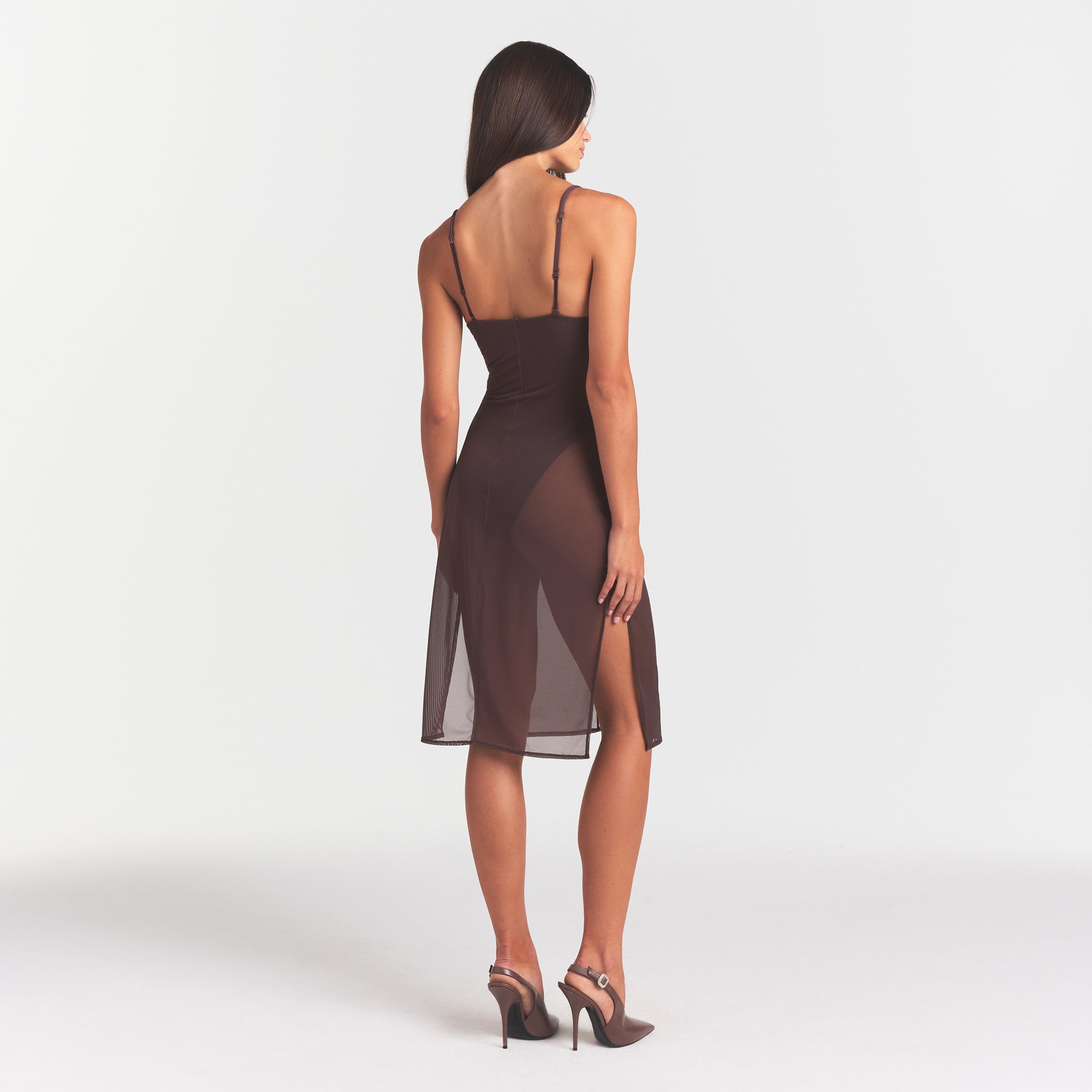SKIMS BODY MESH PLUNGE MIDI DRESS | RAISIN - Sneaker Türkiye