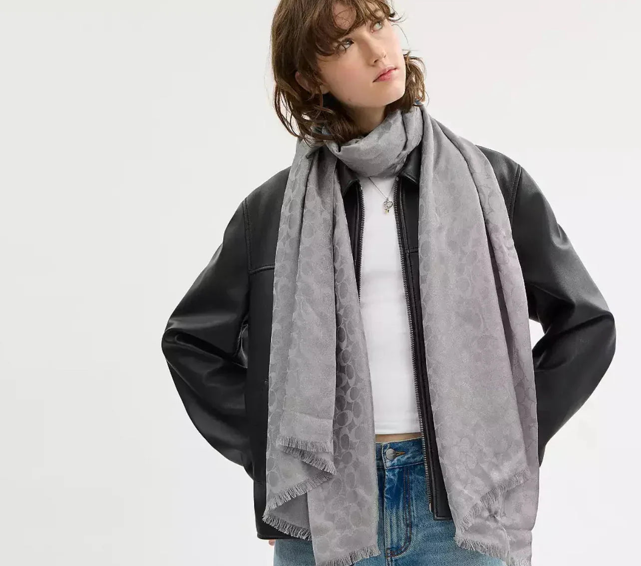 Coach Signature Metallic Oblong Scarf Gümüş - Sneaker Türkiye