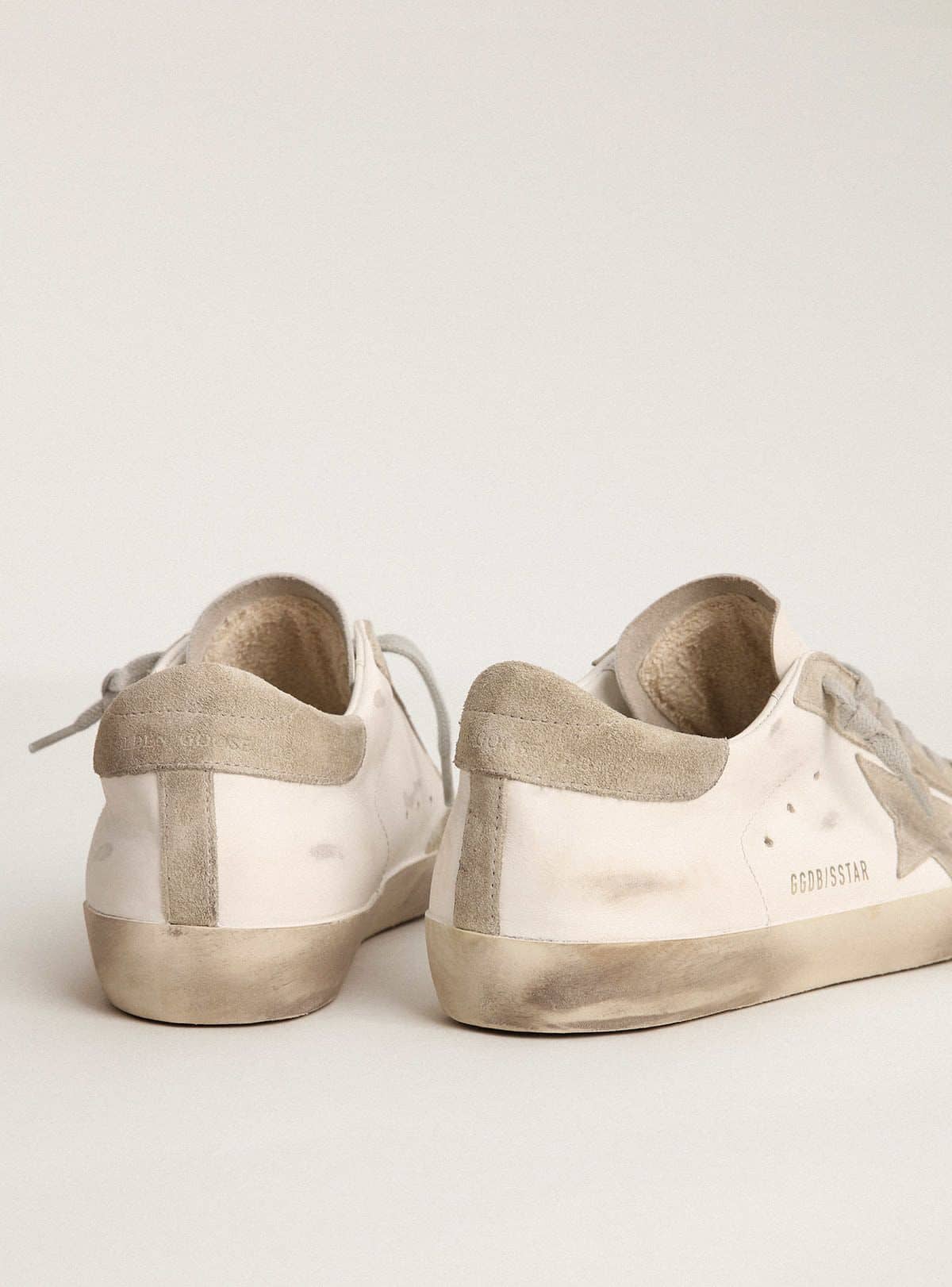 Golden Goose Men’s Super-Star With Gray Suede Star And Heel Tab - Sneaker Türkiye