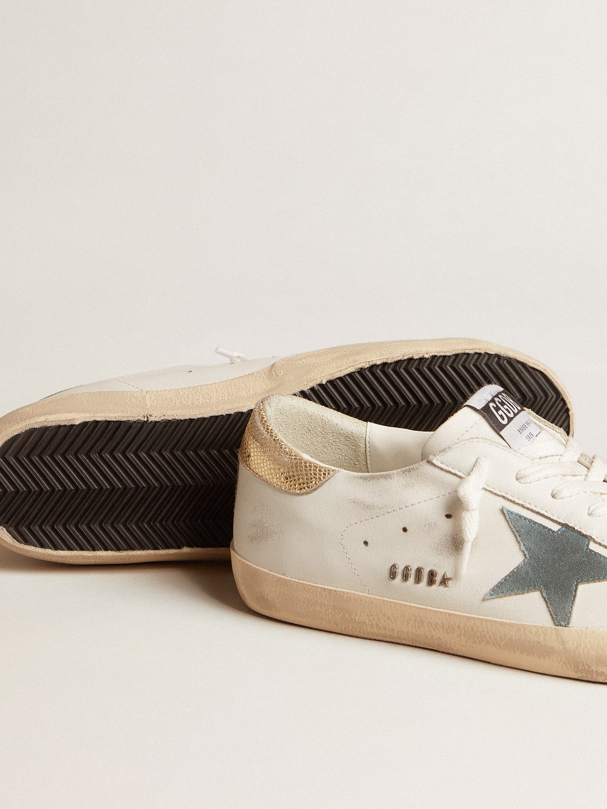 Golden Goose Men’s Super-Star With Suede Star And Platinum Snake-Print Leather Heel Tab - Sneaker Türkiye