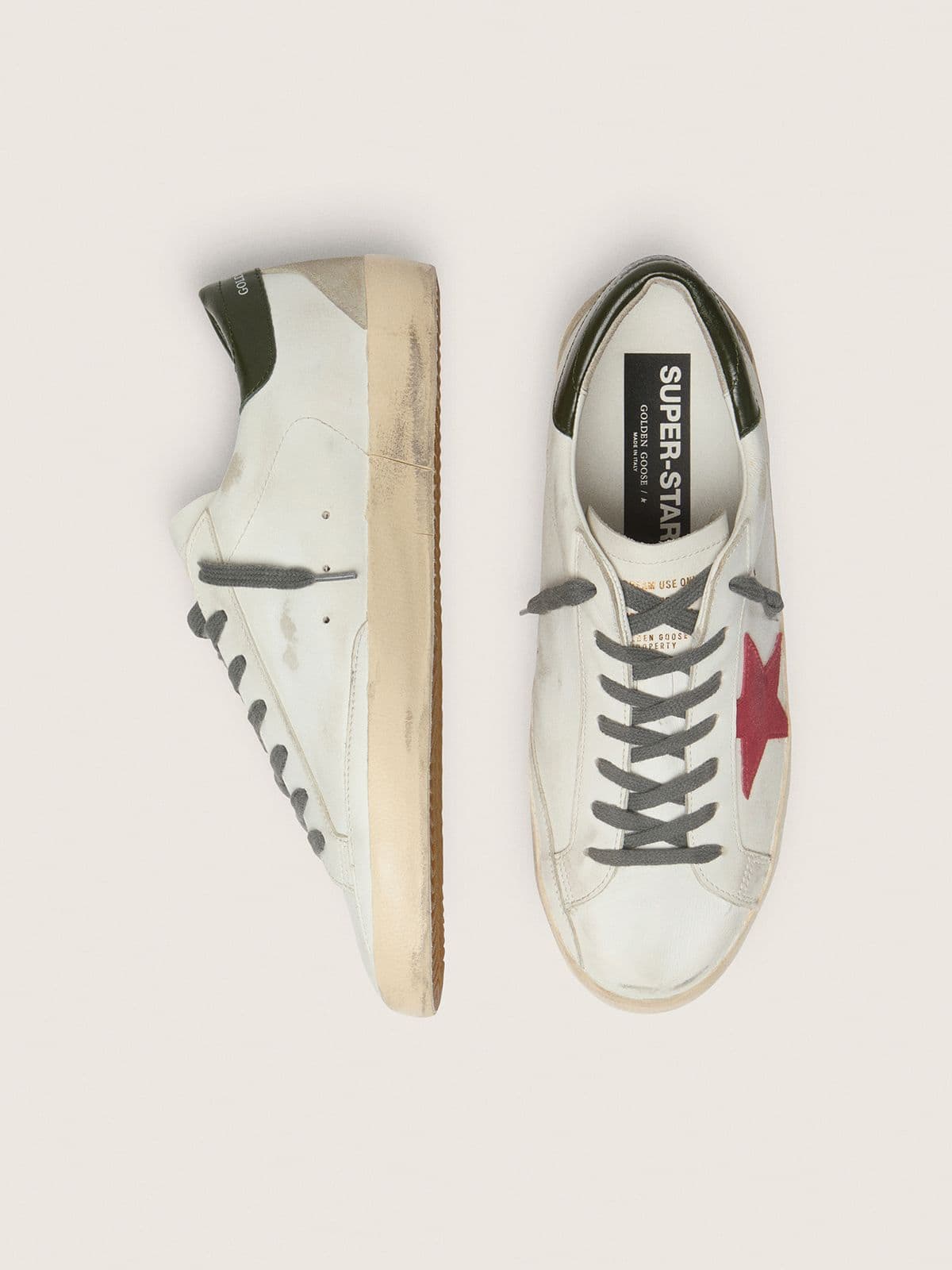 Golden Goose Men’s Super-Star With Red Suede Star And Green Leather Heel Tab - Sneaker Türkiye