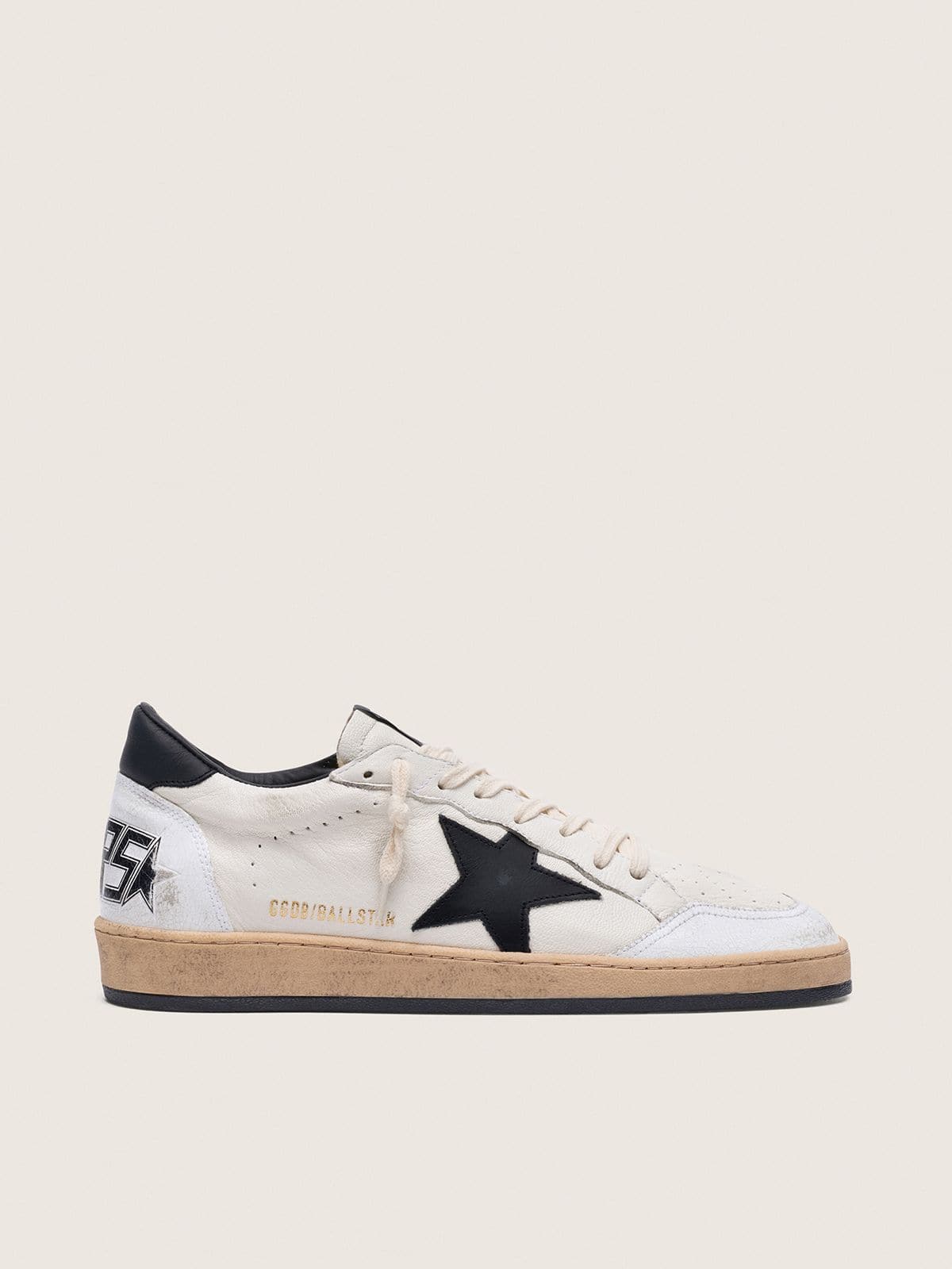 Golden Goose Men’s Ball Star In White Nappa With Black Star - Sneaker Türkiye