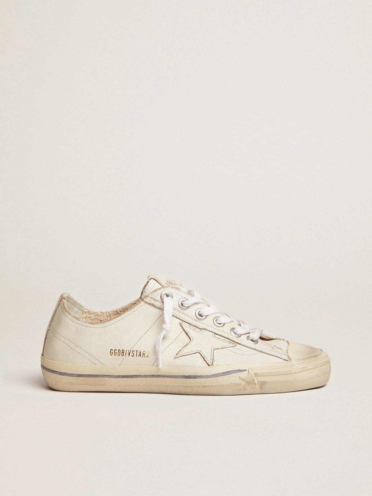 Golden Goose Men’s V-Star In White Leather With White Star And Light Blue Stripe On The Foxing - Sneaker Türkiye