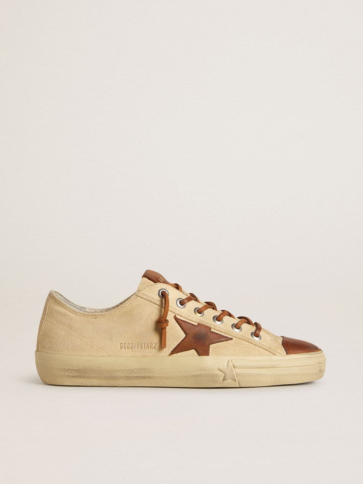 Golden Goose Men’s V-Star In Cream Canvas With Tobacco Leather Star - Sneaker Türkiye