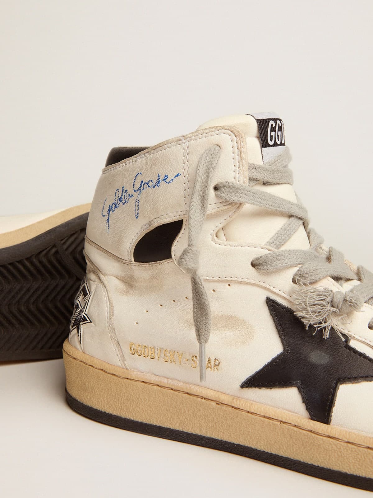 Golden Goose Sky-Star In White Leather With Black Leather Star - Sneaker Türkiye