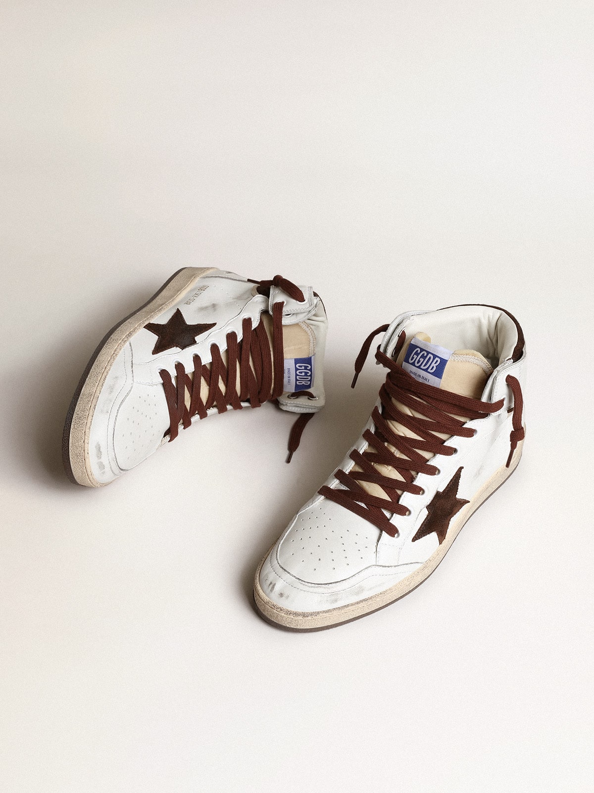 Golden Goose Men’s Sky-Star In White Nappa Leather With A Chocolate Suede Star - Sneaker Türkiye