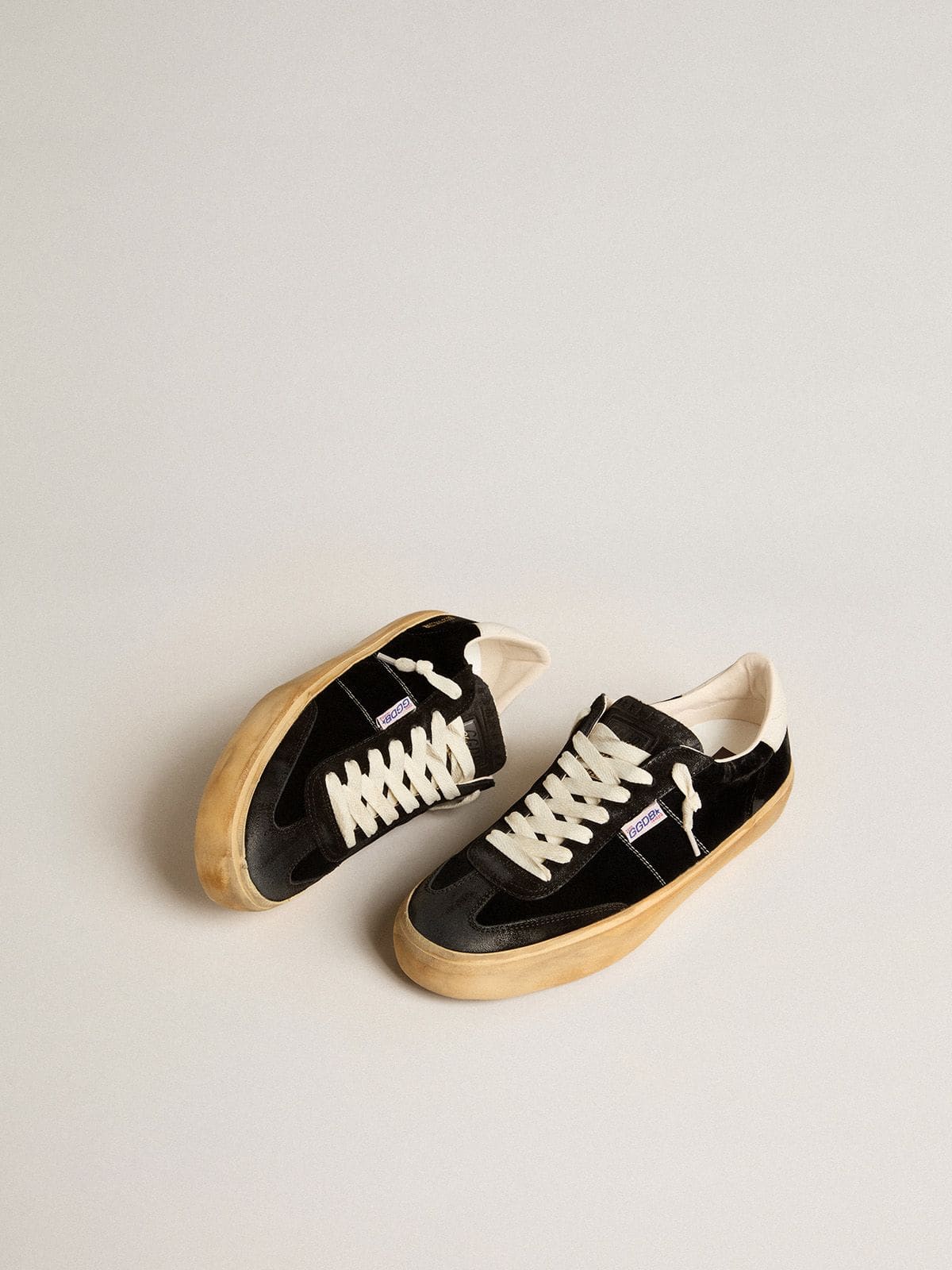 Golden Goose Men’s Soul Star In Black Velvet With White Leather Heel Tab - Sneaker Türkiye