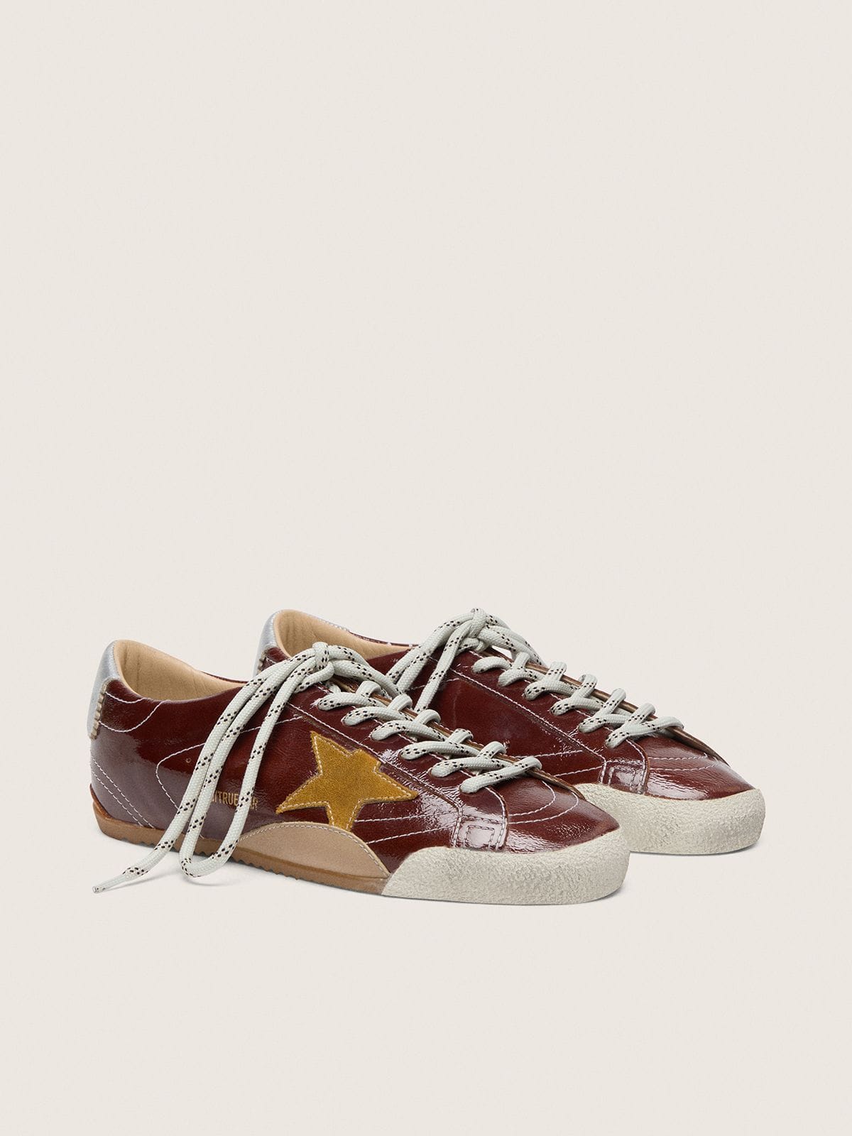 Golden Goose Men’s True-Star In Burgundy Naplak With Suede Star And Silver Nappa Heel Tab - Sneaker Türkiye