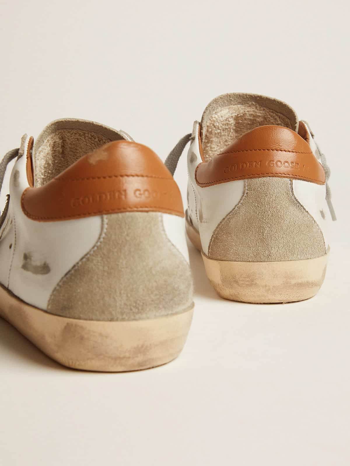 Golden Goose Women’s Super-Star Sneakers With Suede Star And Brown Heel Tab - Sneaker Türkiye