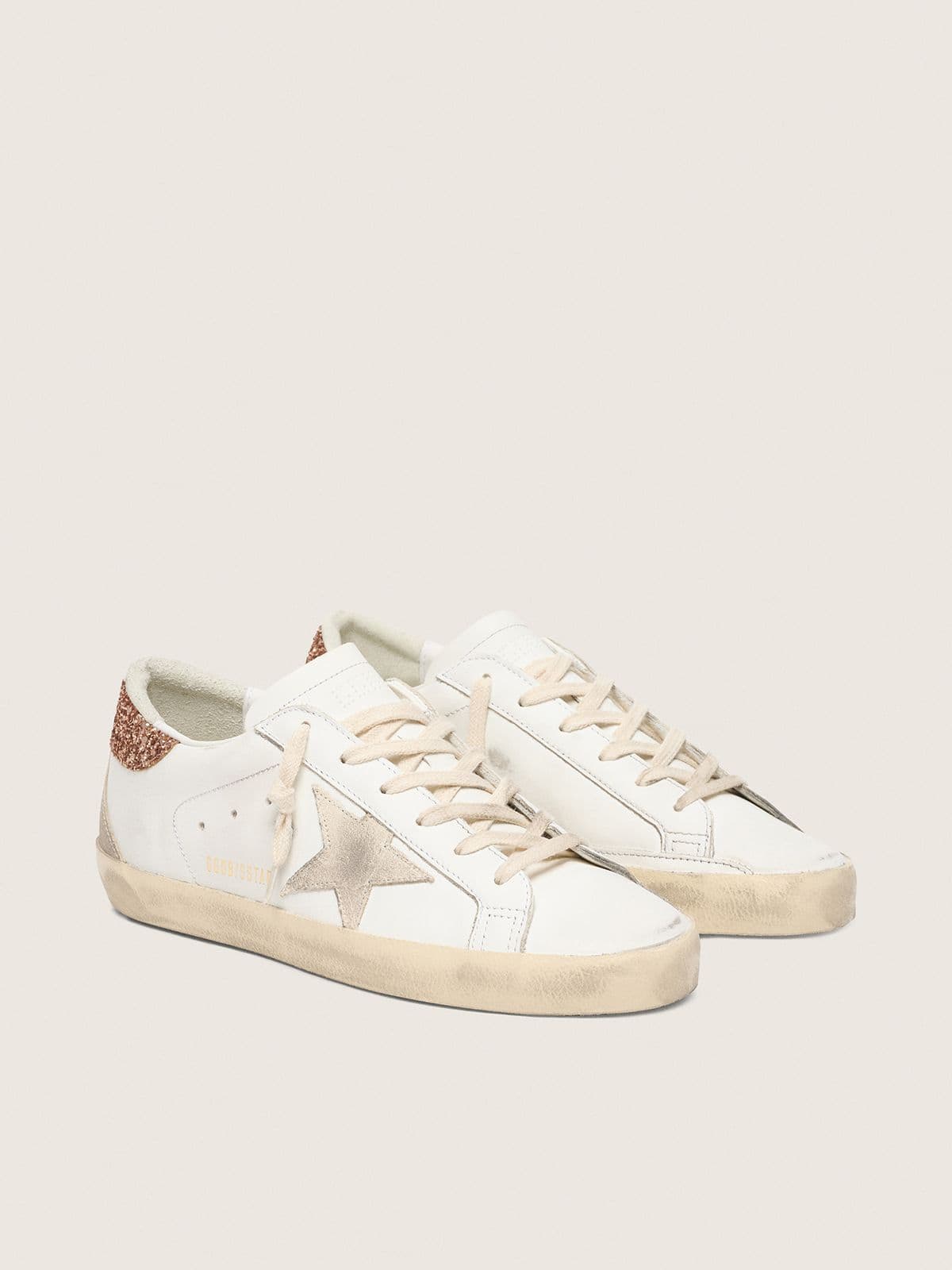 Golden Goose Women’s Super-Star With A Suede Star And Peach-Pink Glitter Heel Tab - Sneaker Türkiye